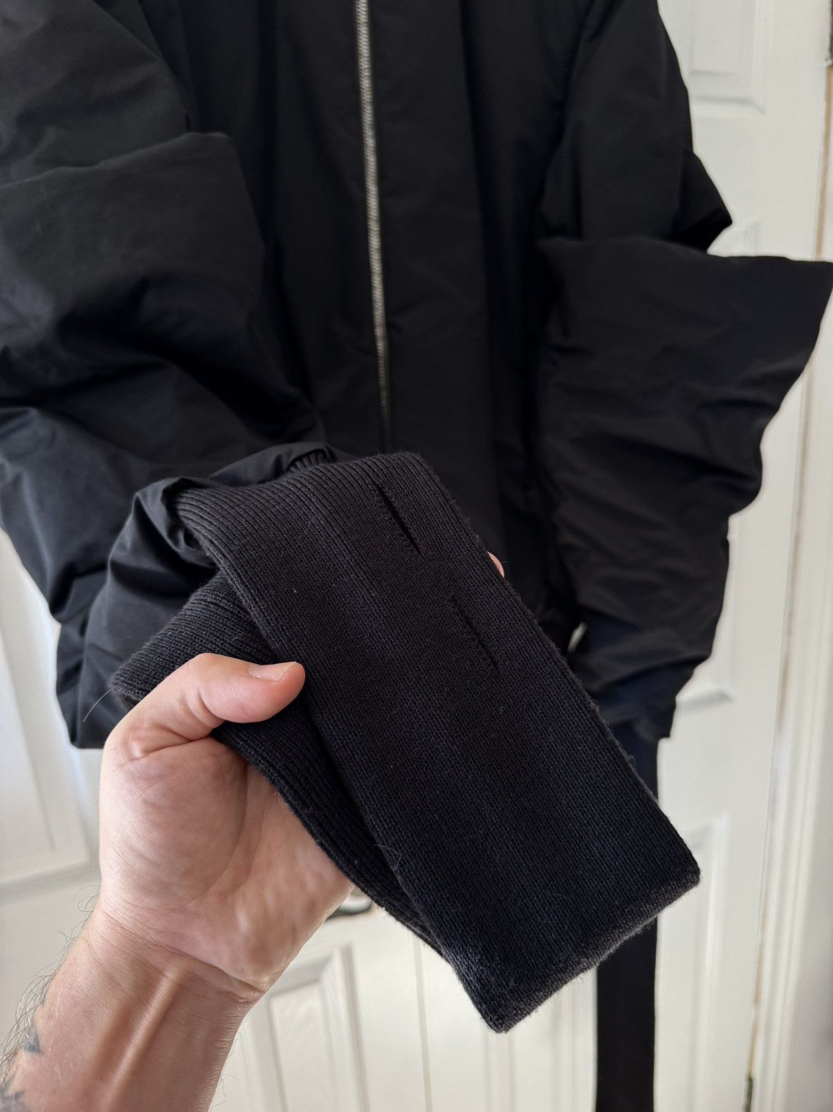 Rick Owens RARE: FW22 STROBE Padded Gauntlet Bomber Size US M / EU 48-50 / 2 - 3 Thumbnail