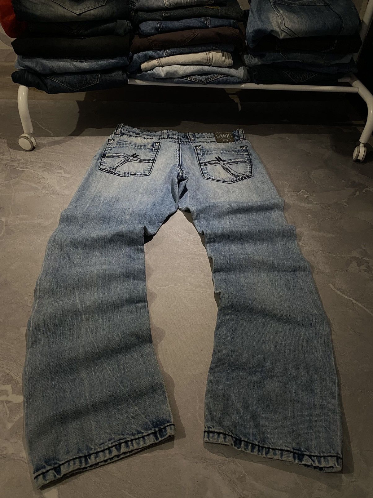 Japanese Brand Rare Distressed Washed Slim Jean / Number Nine Style / Y2K Size US 32 / EU 48 - 2 Thumbnail