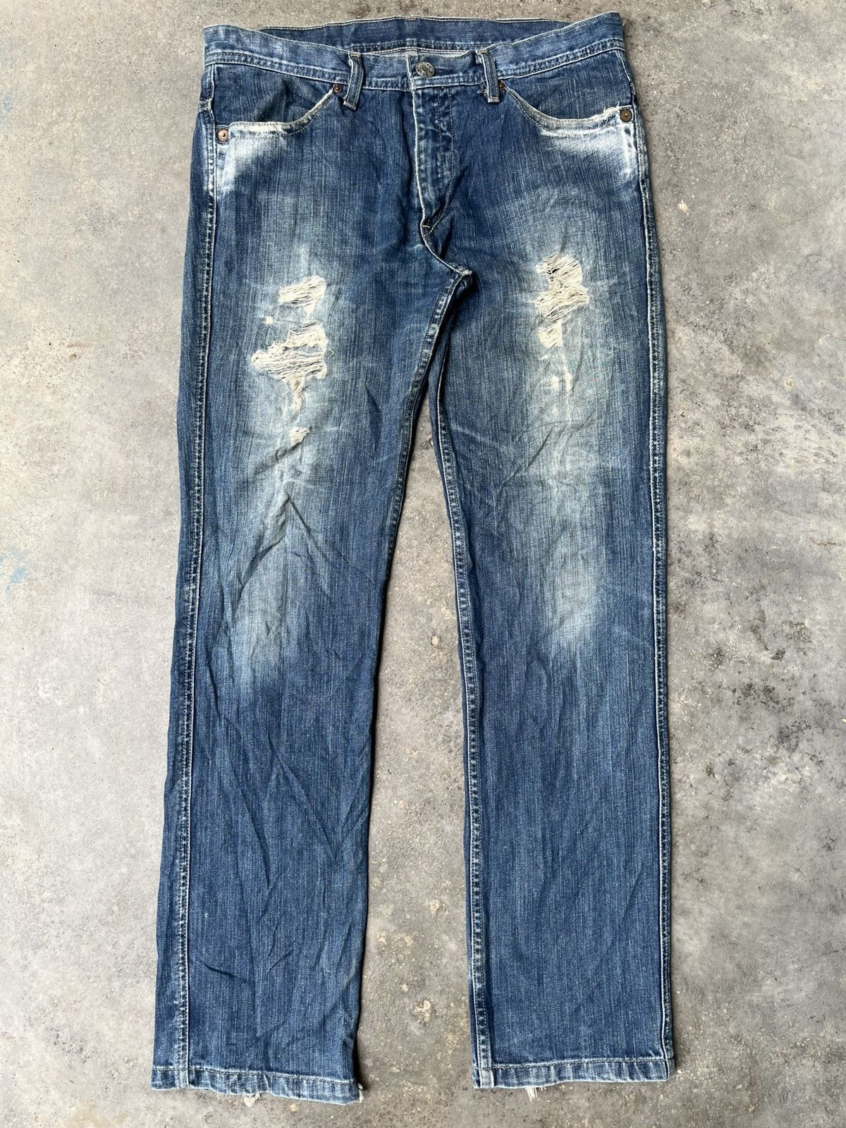 Levi's VINTAGE LEVIS JEANS DISTRESSED PUNK STYLE Size US 36 / EU 52 - 5 Thumbnail