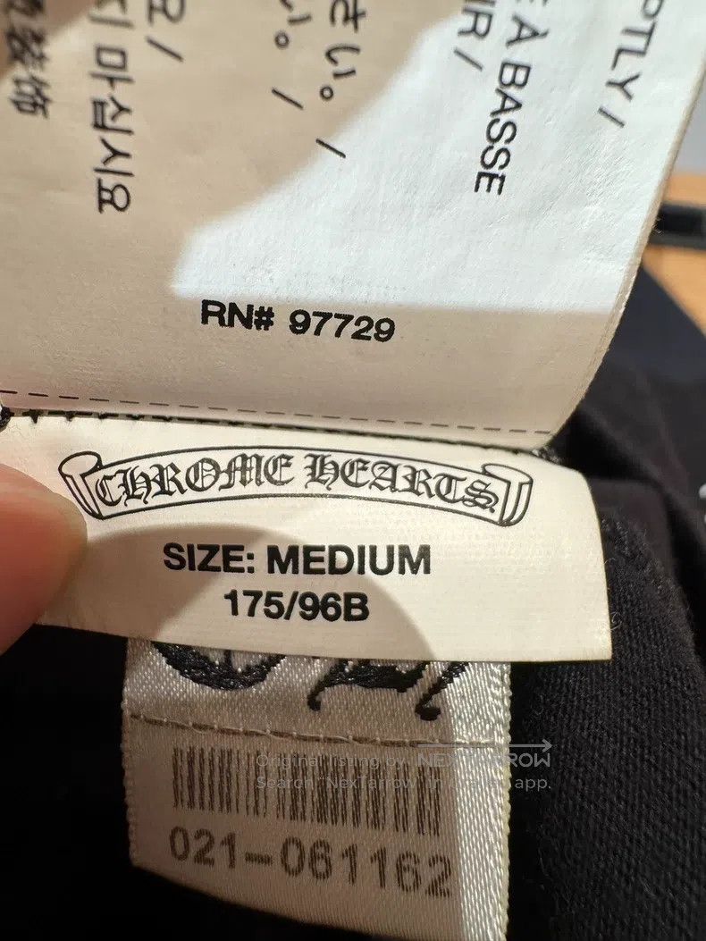 Chrome Hearts CHROME HEARTS Size M Black round neck Hong Kong city limite Size US M / EU 48-50 / 2 - 6 Thumbnail