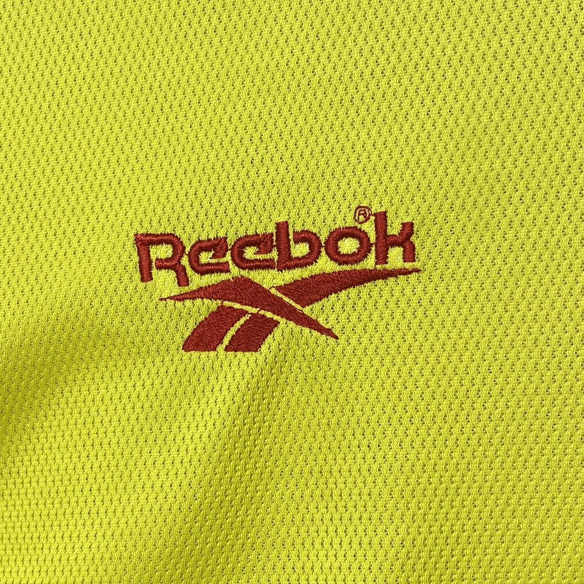 Reebok Vintage 1997 Reebok Liverpool Away Jersey Yellow Size 46/48 Size US M / EU 48-50 / 2 - 8 Thumbnail