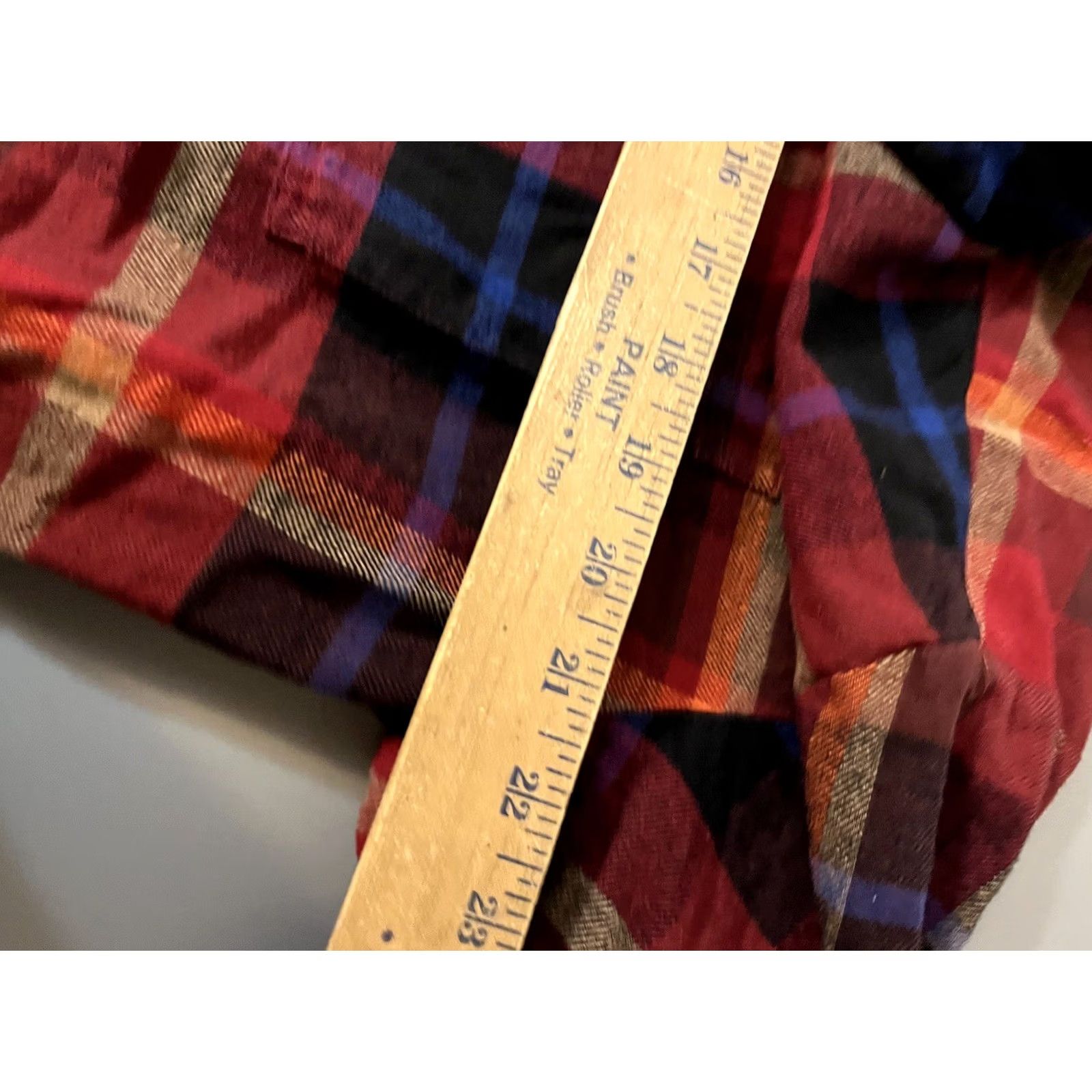 Old Navy Old Navy The Boyfriend Shirt Button Down Shirt Large Multicolor Plaid Size L / US 10 / IT 46 - 5 Thumbnail
