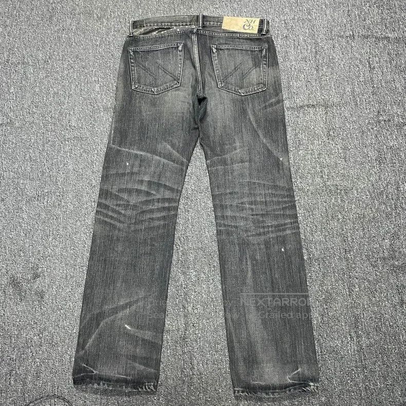 Neighborhood size M Anthony King