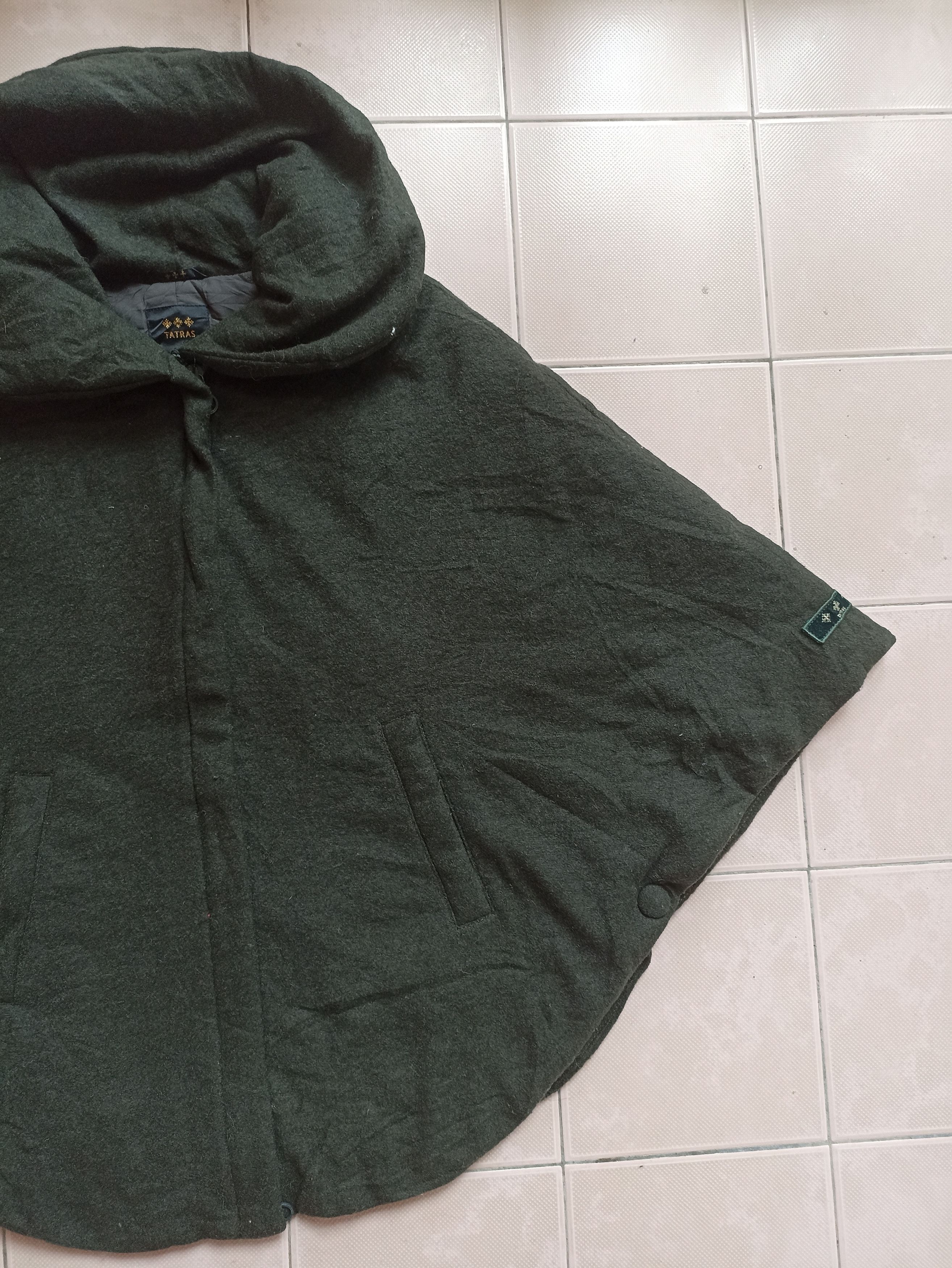 TATRAS Tatras capes wool Size US M / EU 48-50 / 2 - 2 Thumbnail