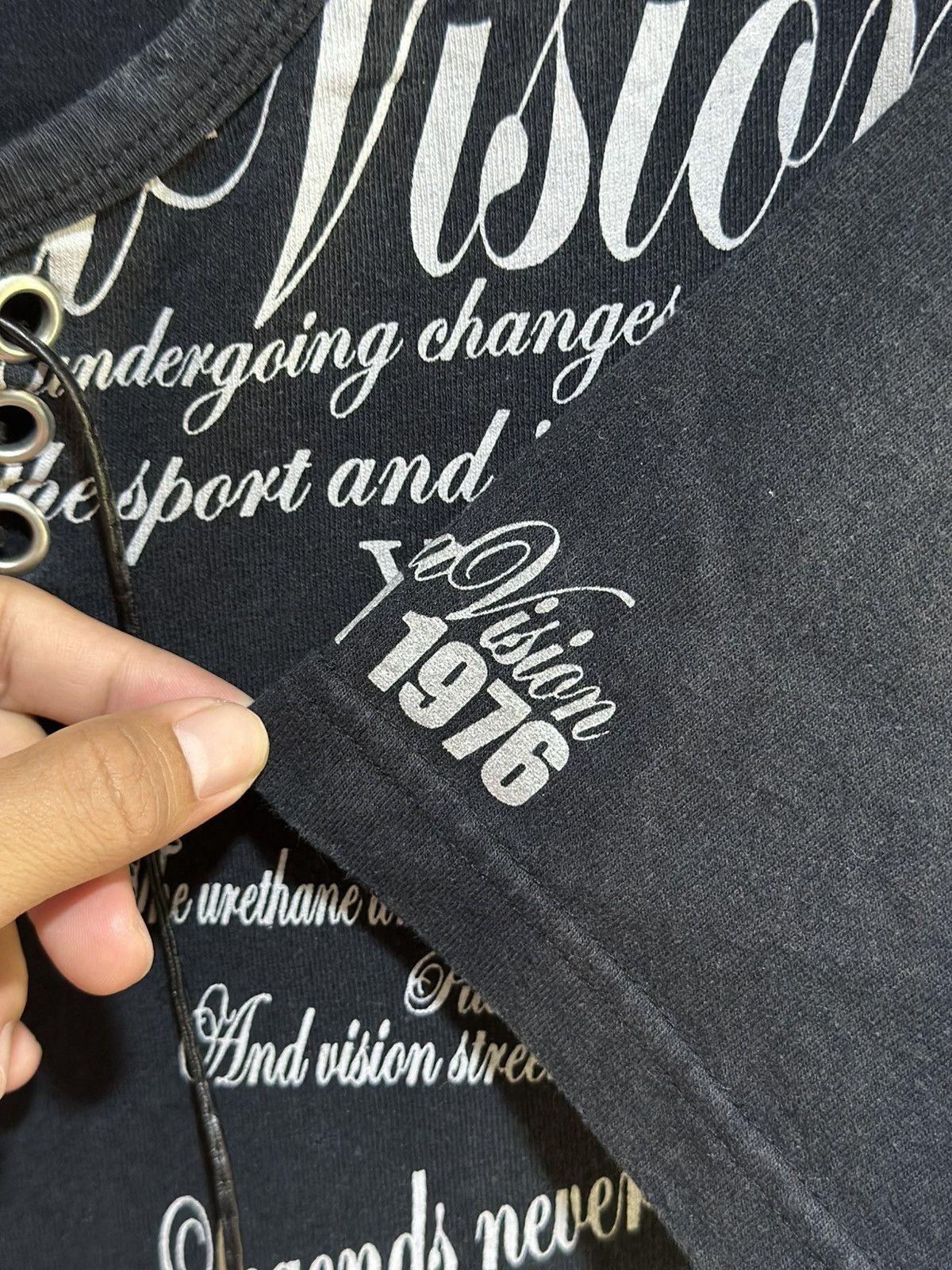Vision Streetwear Vintage Vision StreetWear Skateboard Skulls Faded Tee Size US M / EU 48-50 / 2 - 5 Thumbnail