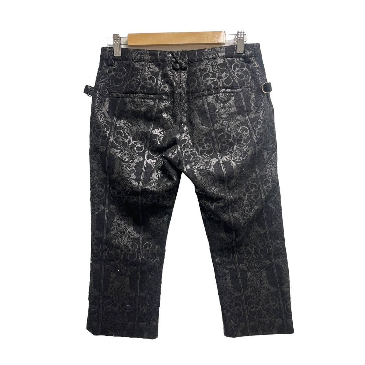 20471120 × Beauty Beast Beauty beast dark knight capris Size US 30 / EU 46 - 4 Thumbnail