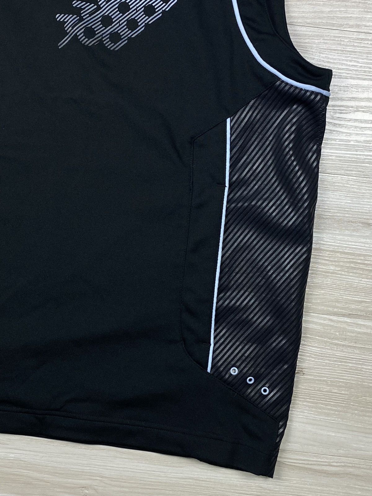 Nike × Vintage Nike 2000 center swoosh air max 360 vest y2k 90s zip Size US L / EU 52-54 / 3 - 7 Thumbnail