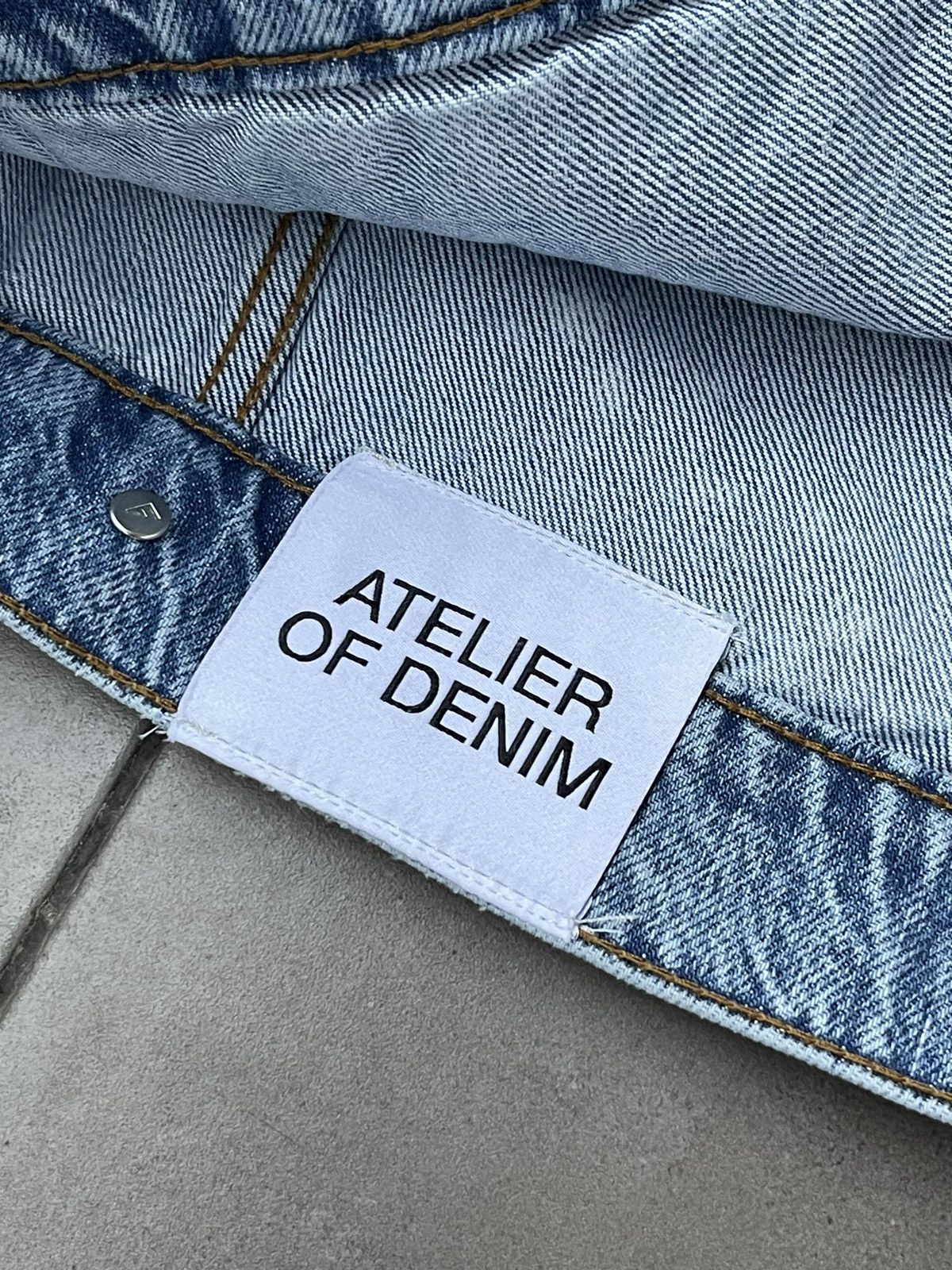 Frame !DS! SS23 Frame Half Bleached Blue Denim Jacket Size US M / EU 48-50 / 2 - 21 Thumbnail