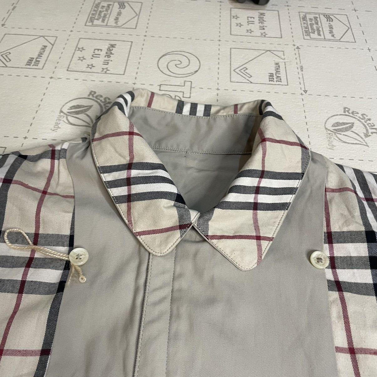 Burberry Burberry LONDON coat jacket nova check polyurethane MENS Size US L / EU 52-54 / 3 - 10 Thumbnail