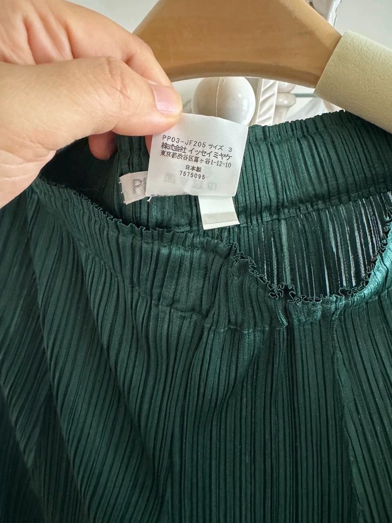 Issey Miyake Issey Miyake size:3 Green pleated pants Size 42" / US 20 - 5 Thumbnail