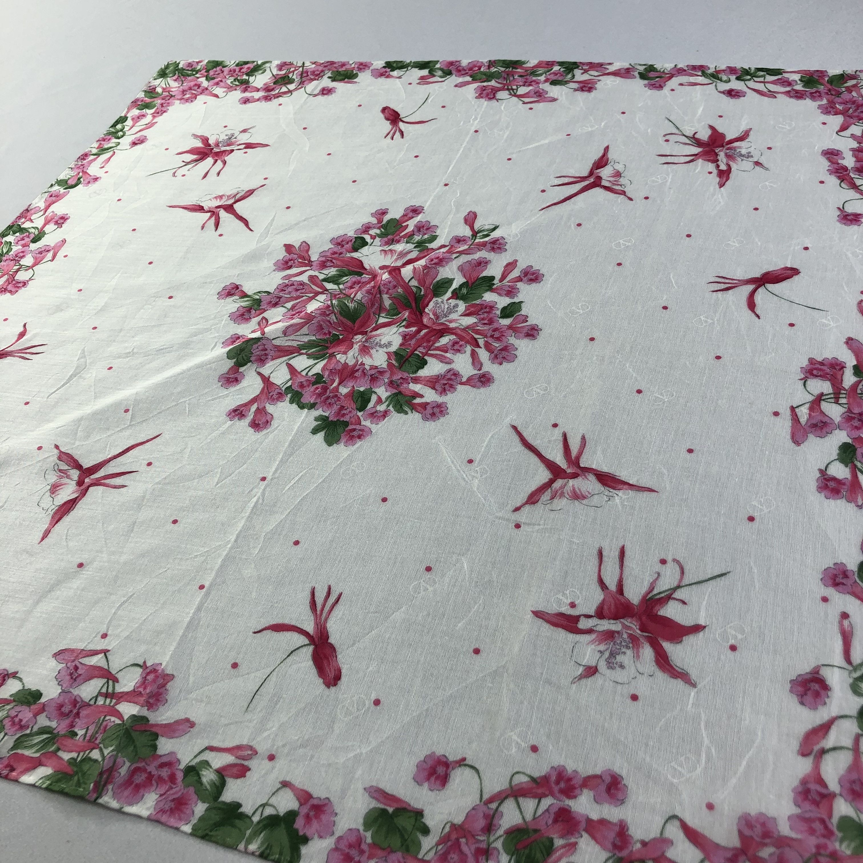 Vintage Valentino Garavani Handkerchief Neckerchief Bandana H1736 Size ONE SIZE - 3 Thumbnail