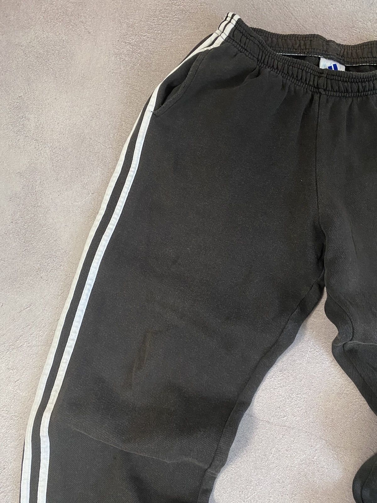 Adidas Adidas y2k workwear faded vintage sweatpants Size US 32 / EU 48 - 4 Thumbnail