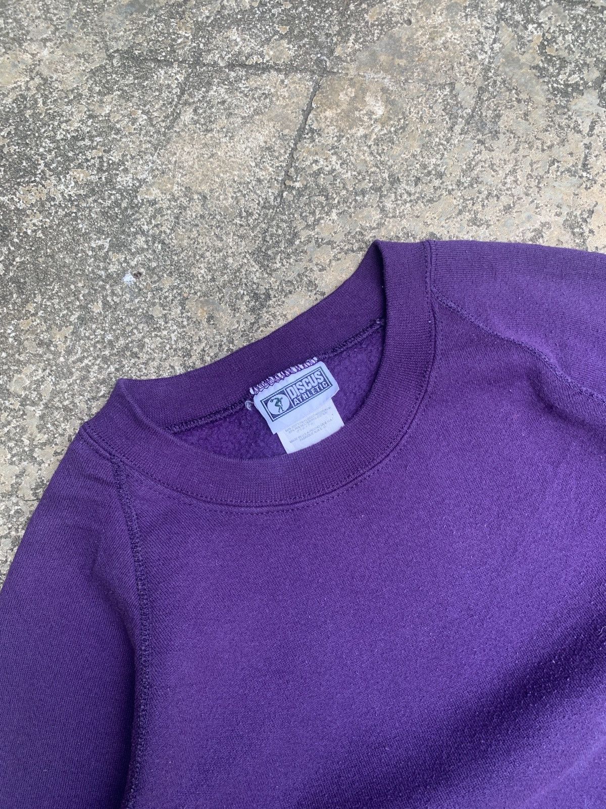 Vintage 2000's Discus Athletic Essentials Blank Iconic Sweatshirts Size US M / EU 48-50 / 2 - 4 Thumbnail