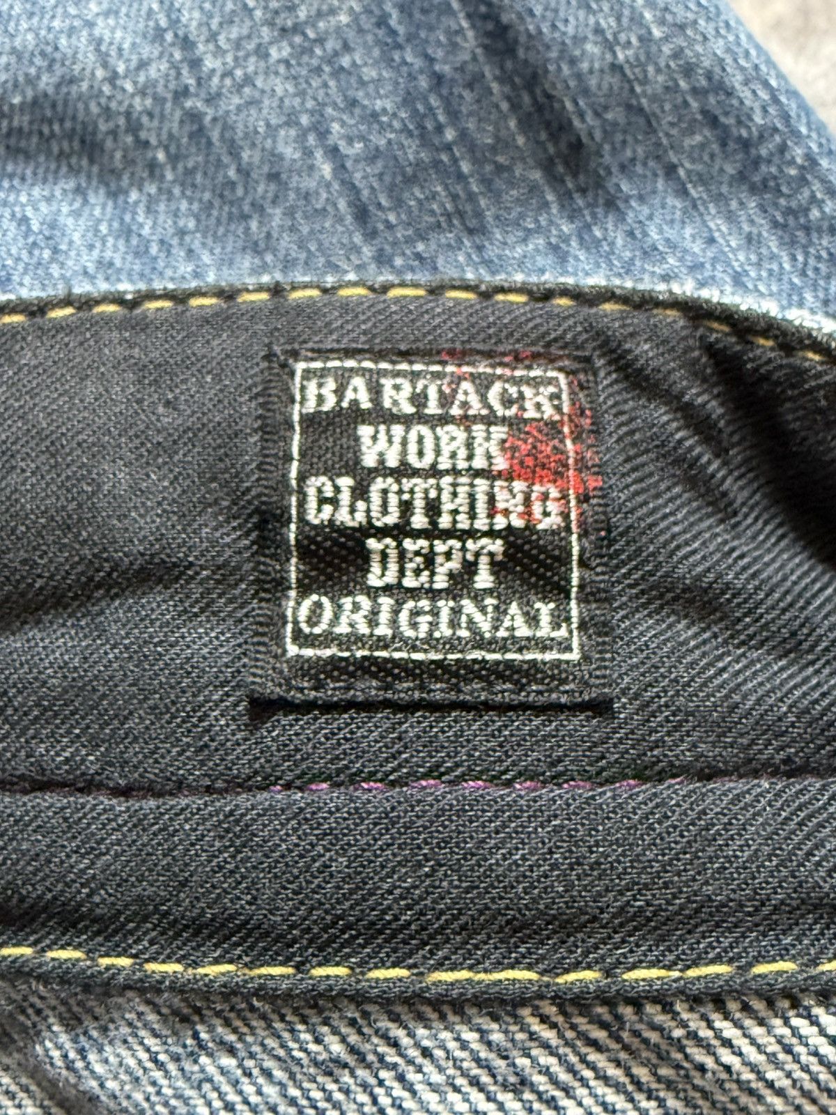 Hysteric Glamour × Japanese Brand Bartack Japan Asymmetrical Revolver Gun Pocket Jeans Size US 28 / EU 44 - 24 Thumbnail