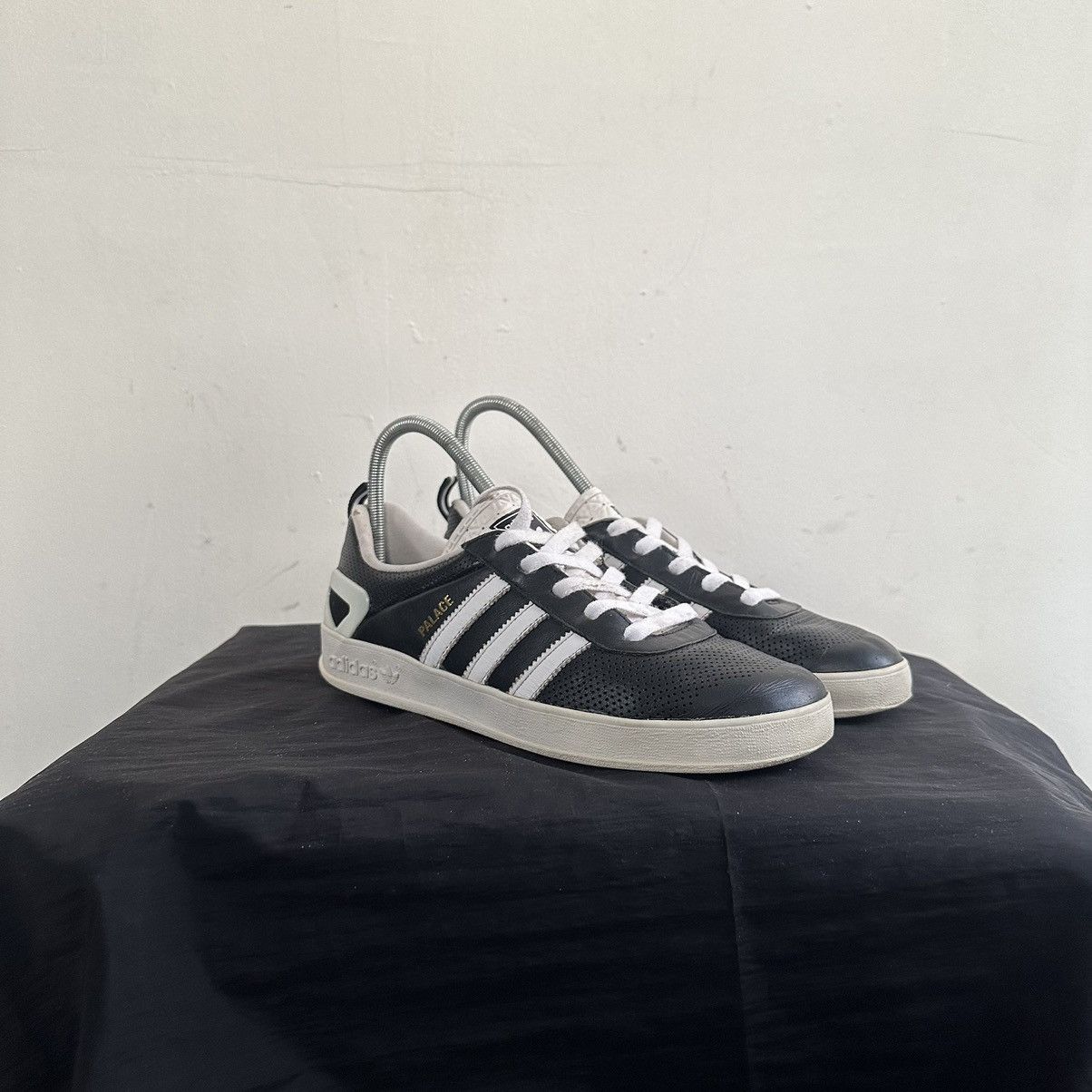 Adidas × Vintage Rare Adidas palace gazelle Y2K Trainers Blokecore Size US 7 / IT 37 - 3 Thumbnail