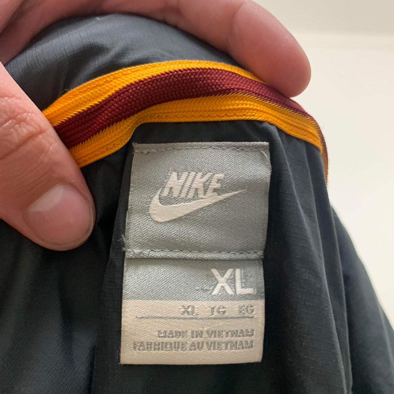 Nike × Vintage Vintage Nike Silver Tag Grey Windbreaker Jacket Size US XL / EU 56 / 4 - 5 Thumbnail