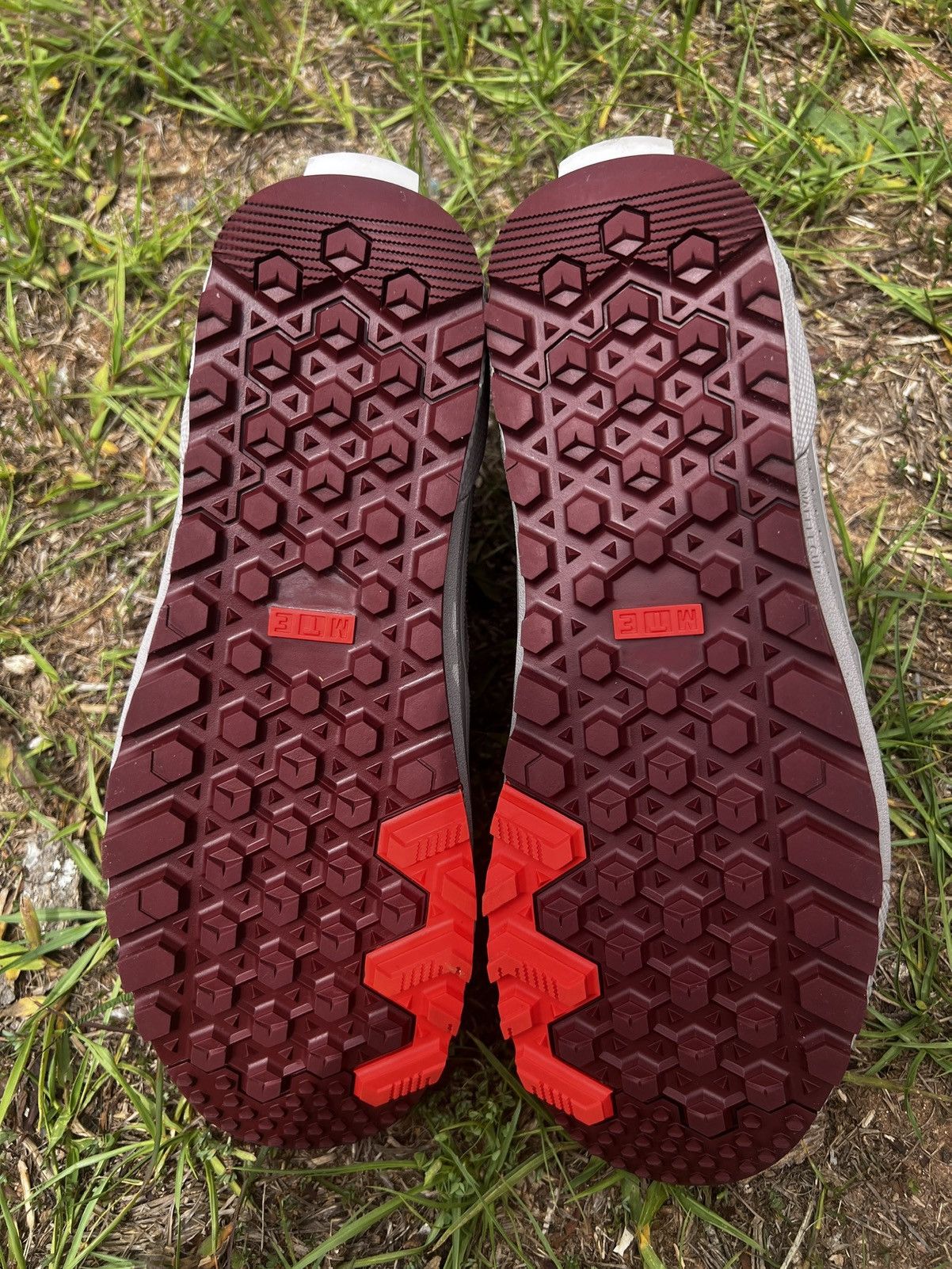 Vans CLEAN Vans size 7.5 Mens Sk8 Hi MTE 3 GoreTex Shoes Red Size US 7.5 / EU 40-41 - 11 Thumbnail
