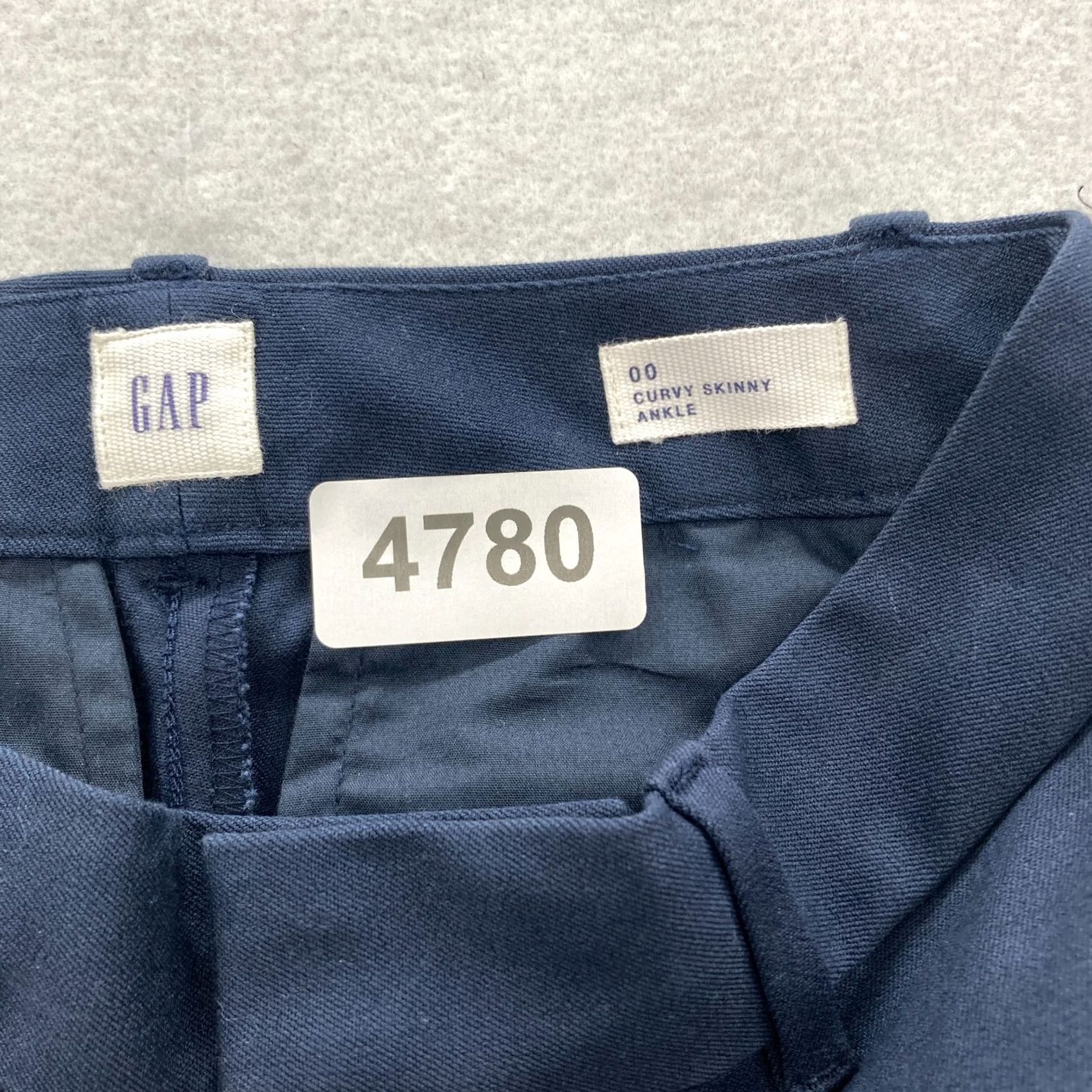 Gap Gap Women's Navy Blue Curvy Skinny Ankle Pants Stretch Low Rise NWT 00 Size 26 Inseam 27 Regular Pants Mens Womens Girls Size 26" / US 2 / IT 38 - 4 Thumbnail