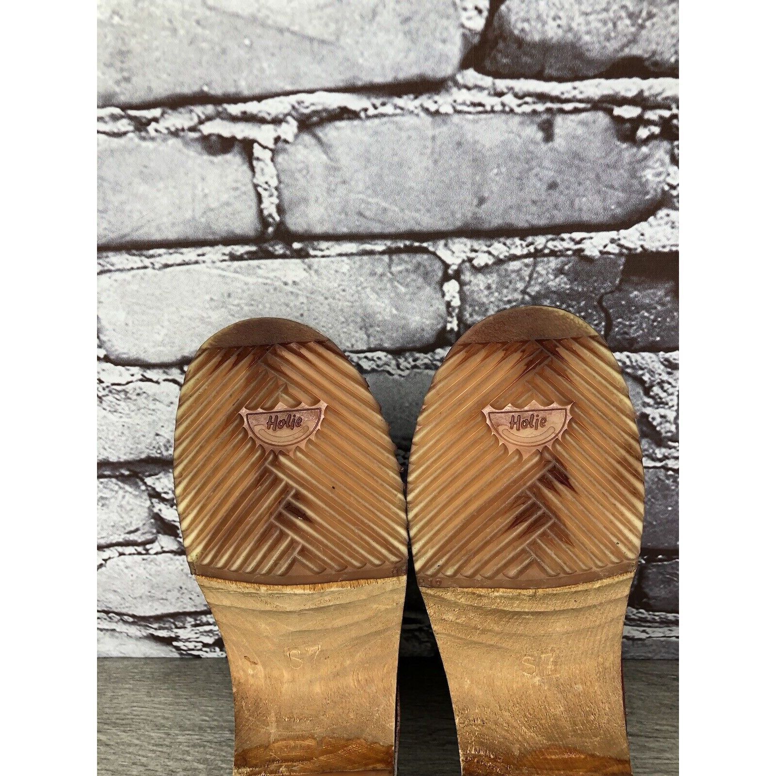 Umbro TROLLS By Samhall Burgundy Leather & Wood Sweden Clogs Shoes Size US 7 / IT 37 - 8 Thumbnail