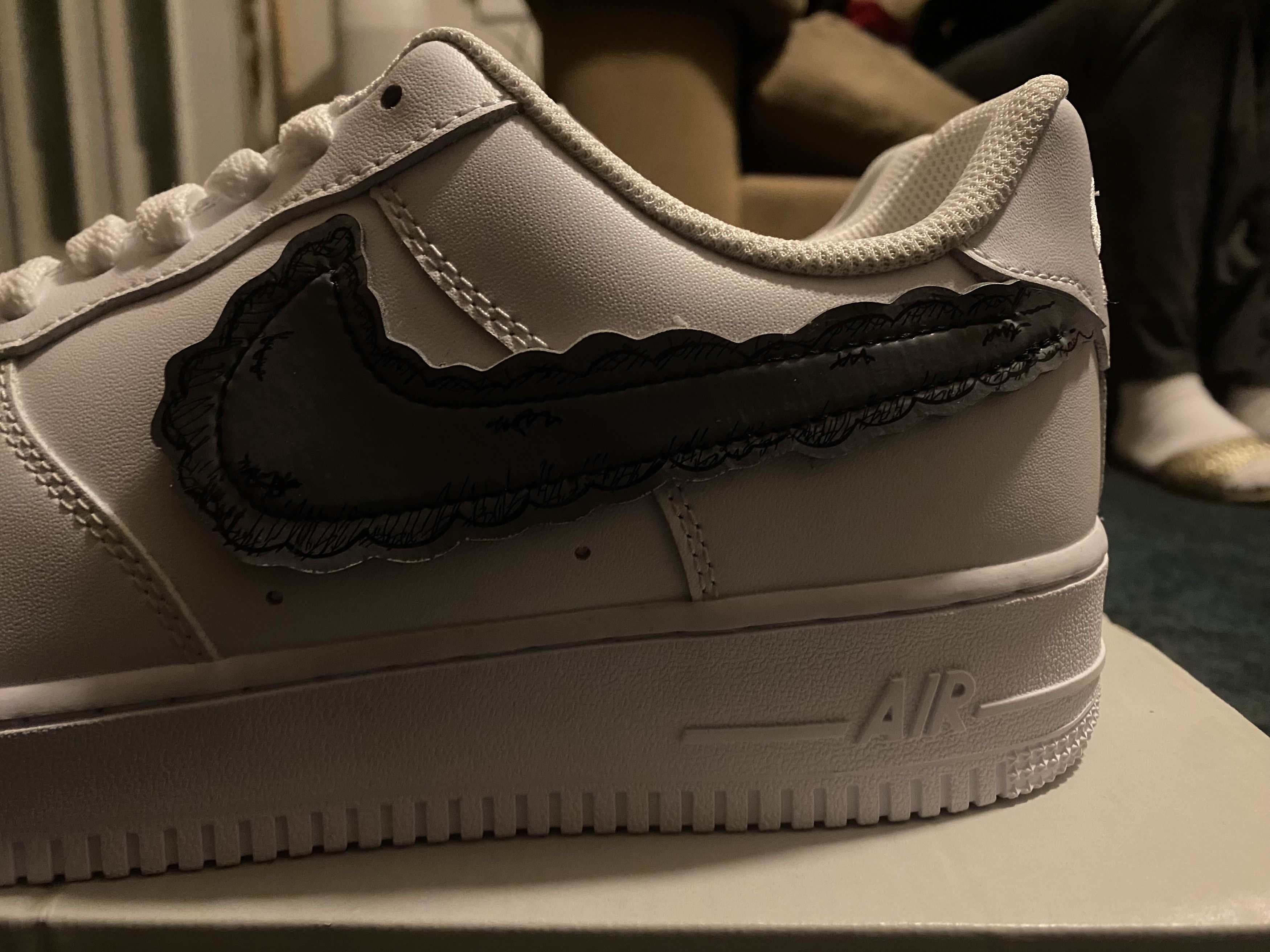 Nike Nike X Kaws Sky High Farm Workwear Edition White Size 11 Size US 11 / EU 44 - 7 Thumbnail