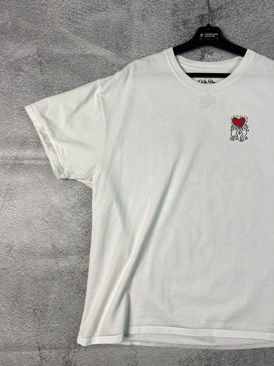 Keith Haring Keith Haring big Logo T-shirt Size US L / EU 52-54 / 3 - 4 Thumbnail