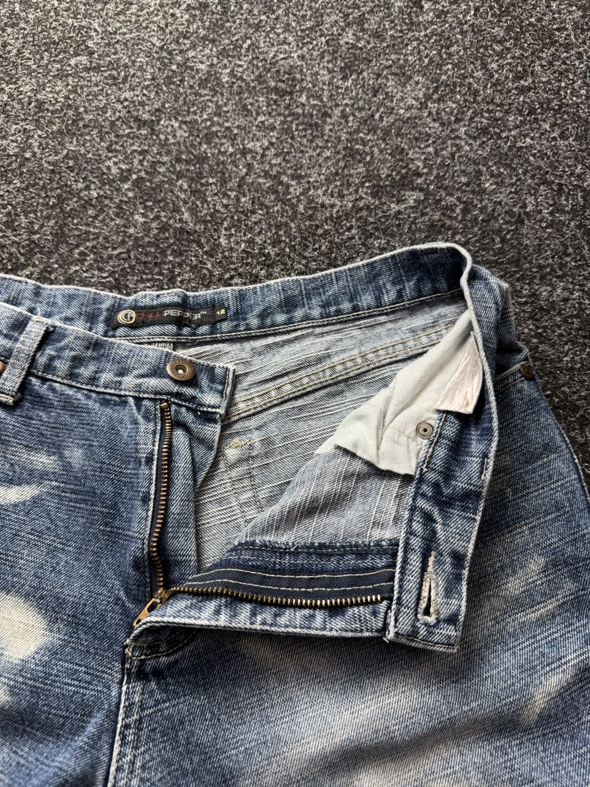 Japanese Brand Y2K Chilli Pepper Archive Flare Jeans Acid Wash Y2K Bootcut Size 30" / US 8 / IT 44 - 11 Thumbnail