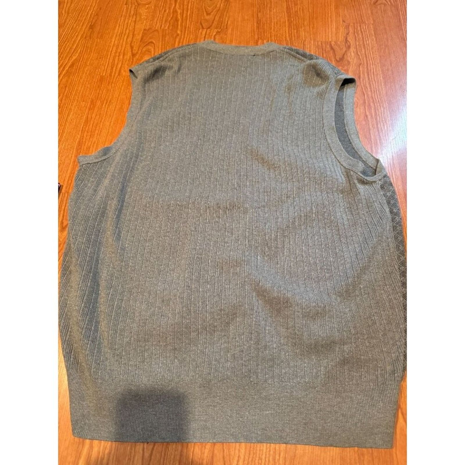 Ralph Lauren Polo Golf Ralph Lauren Gray Sweater Vest Men's Size Large Size US L / EU 52-54 / 3 - 3 Thumbnail