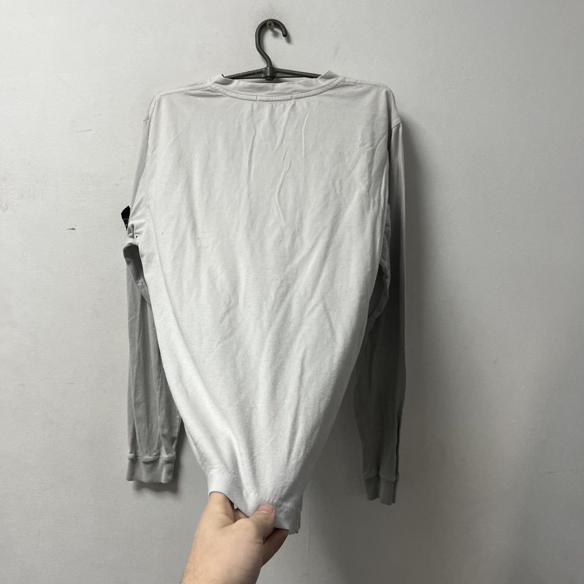 Stone Island Stone Island longsleeve white size L Size US L / EU 52-54 / 3 - 20 Thumbnail