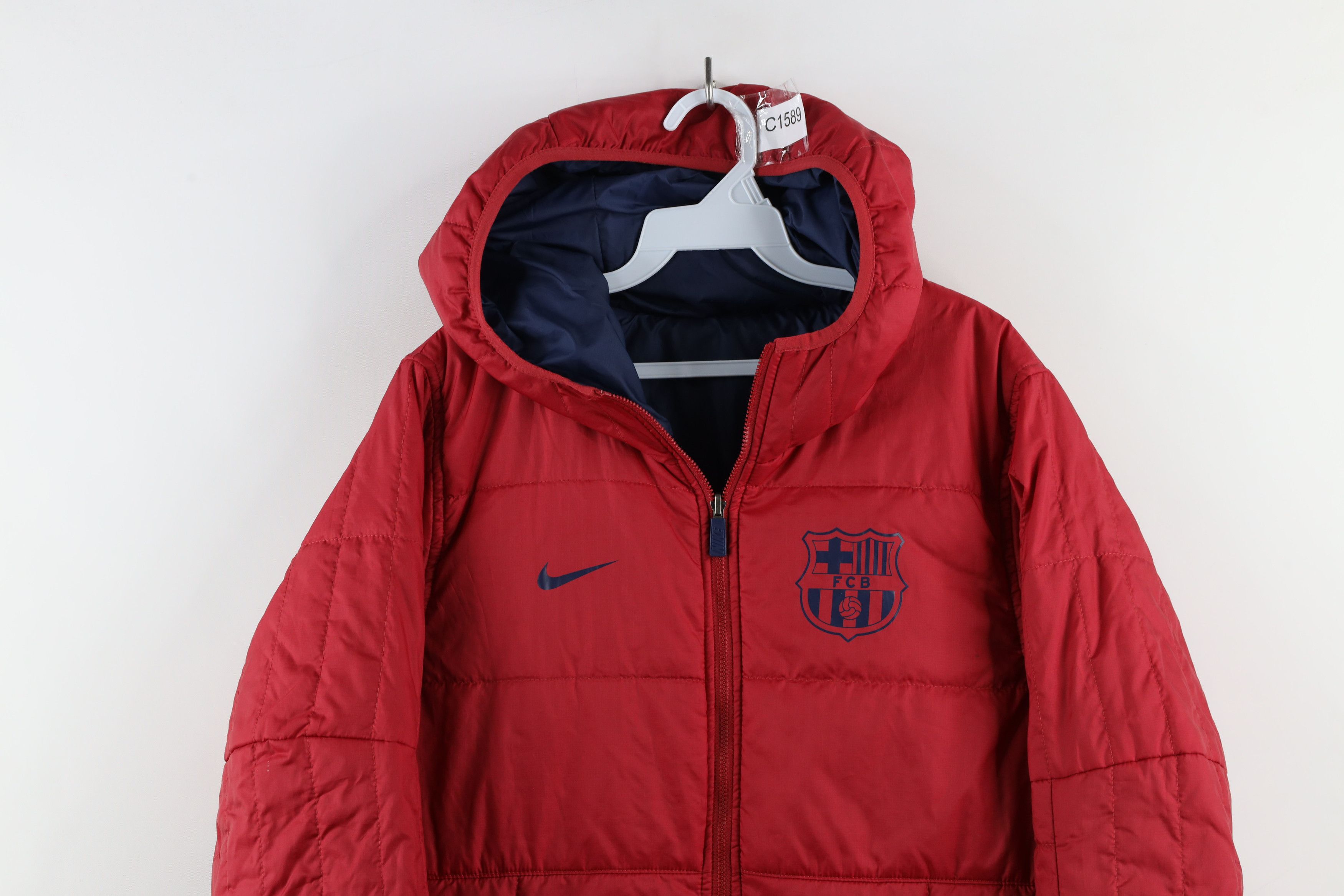 Nike × Vintage Nike Reversible Barcelona FC Soccer Football Puffer Jacket Size US S / EU 44-46 / 1 - 2 Thumbnail