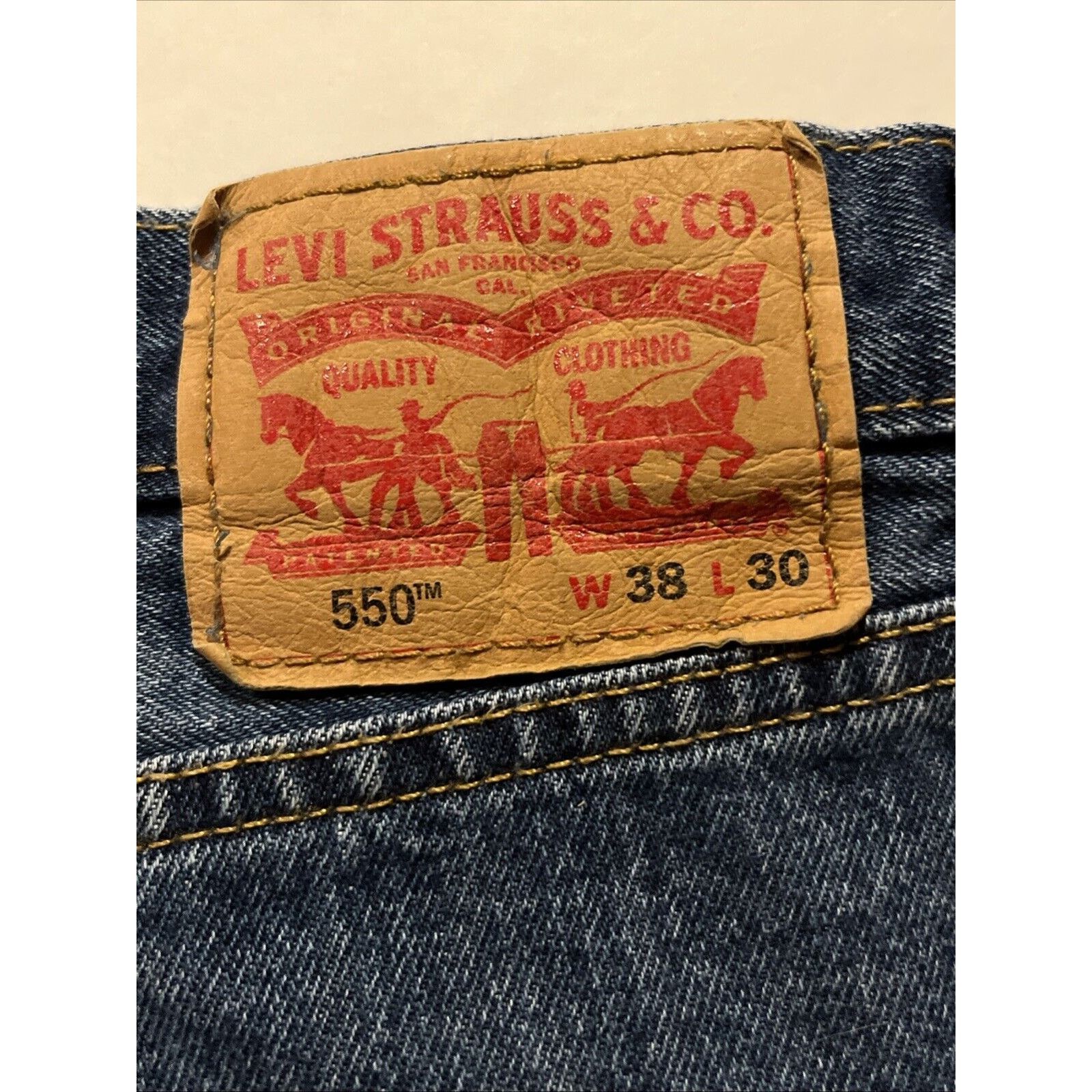 Levi's Levi’s VTG 550 Men’s 38x30 Fit Medium Wash Denim Jeans Blue Size US 38 / EU 54 - 3 Thumbnail