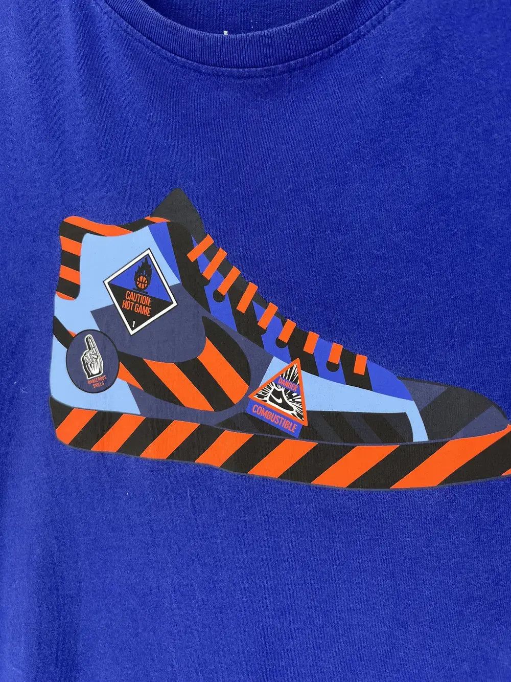 Nike Vintage Y2K Nike Blazerbasketball Big Logo T-Shirt Size US M / EU 48-50 / 2 - 6 Thumbnail