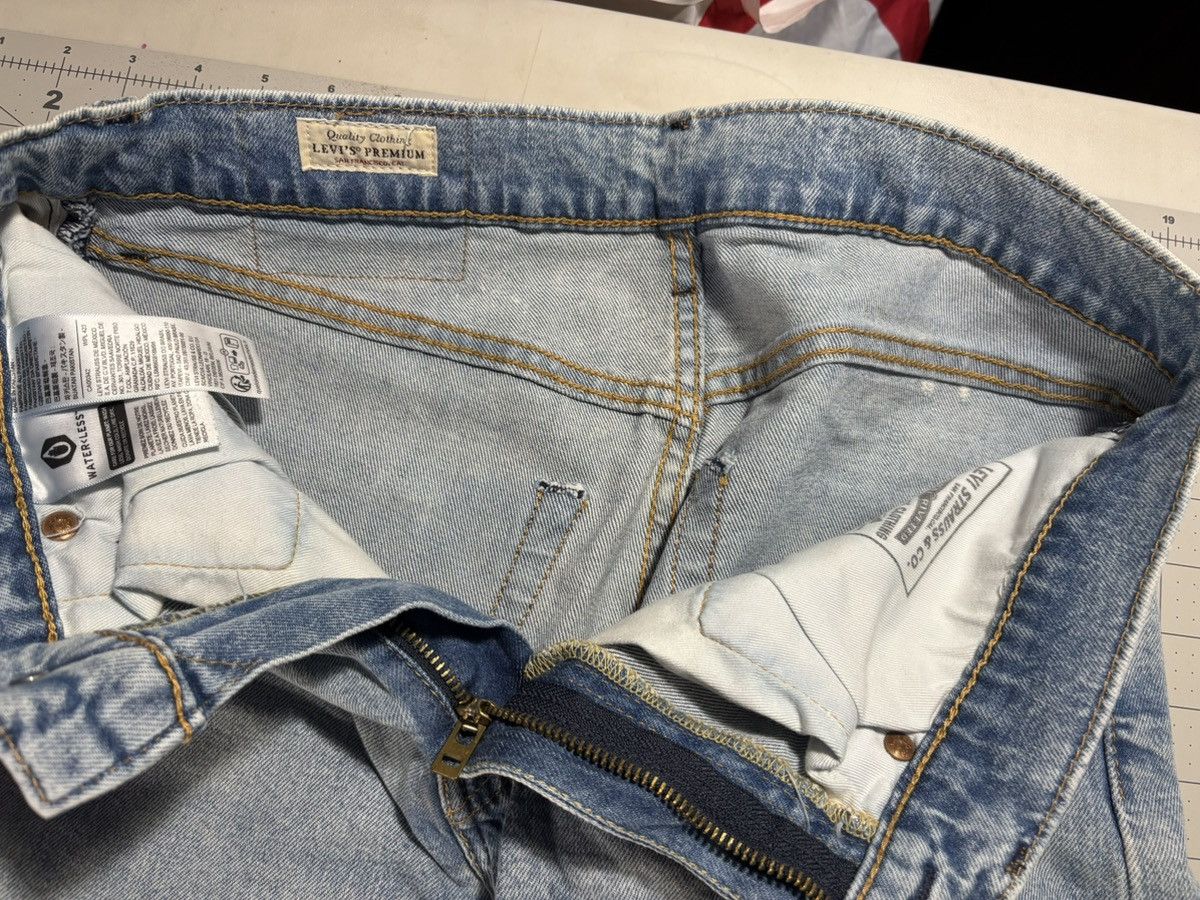 Levi's 502 Regular lt. blue Size US 31 - 2 Thumbnail