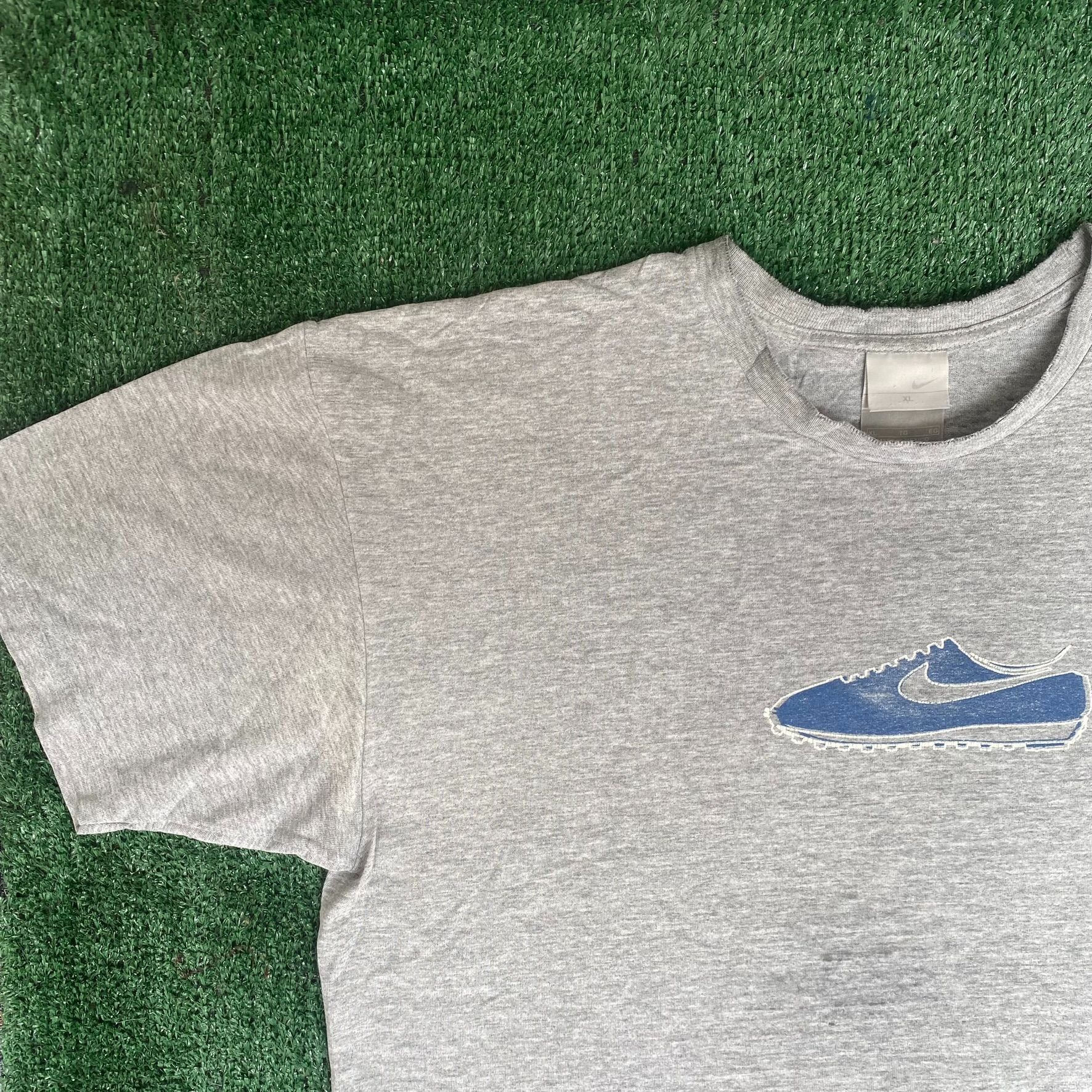 Nike Vintage Y2K Nike Cortez Shirt Retro Sneaker Logo Tee Size US XL / EU 56 / 4 - 2 Thumbnail