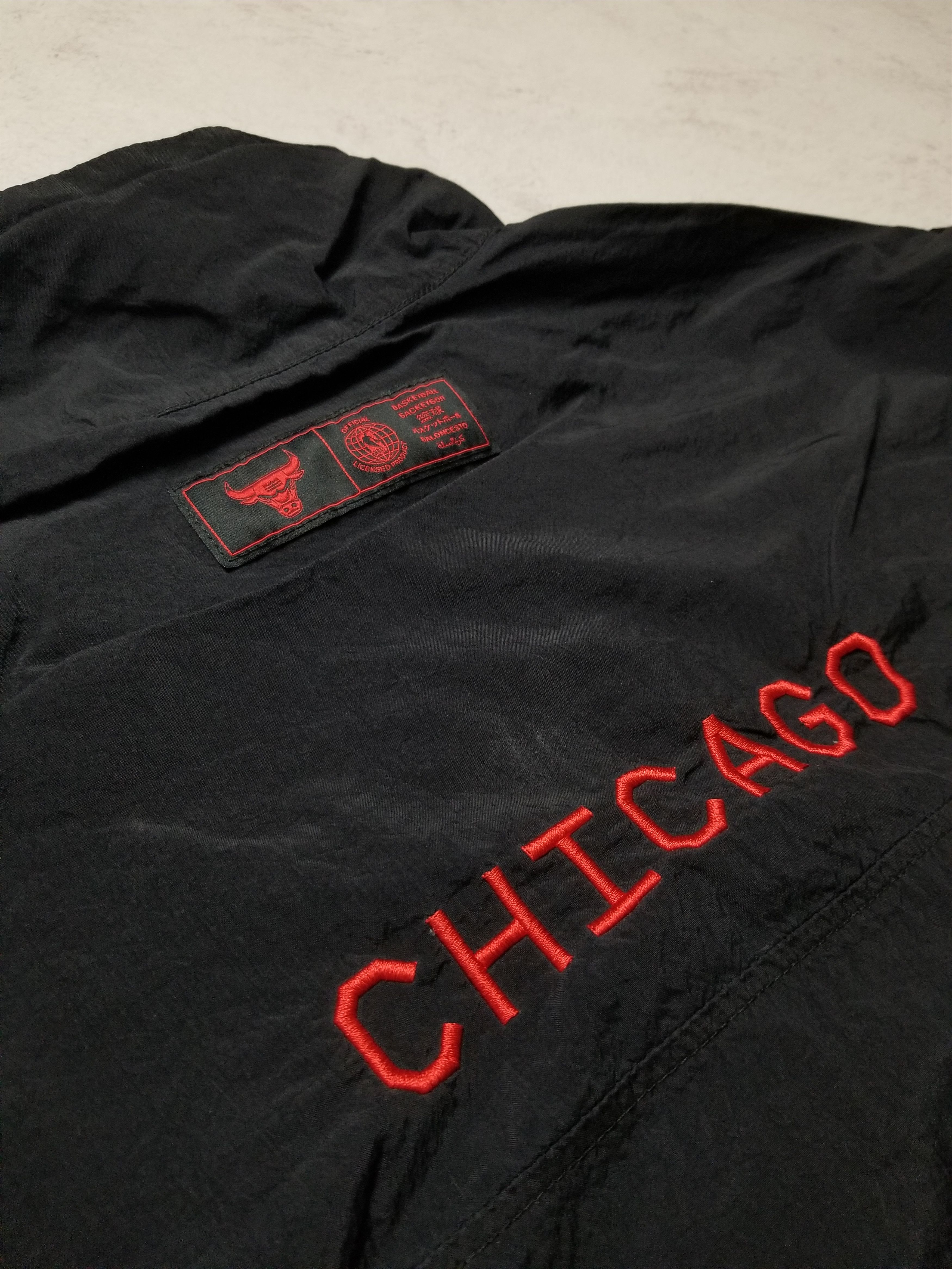 Nike NIKE NBA CHICAGO BULLS WOMEN'S TRACKJACKET ANORAK 1/2 ZIP Size S / US 4 / IT 40 - 2 Thumbnail
