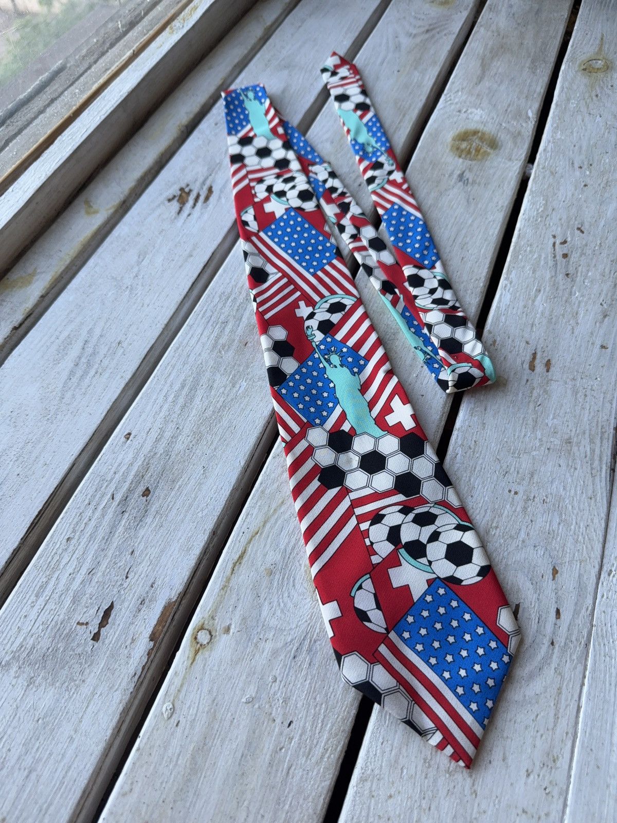 UEFA × Vintage VNTG USA 94 World Cup Soccer Tie Statue of Liberty Italy Size ONE SIZE - 1 Thumbnail