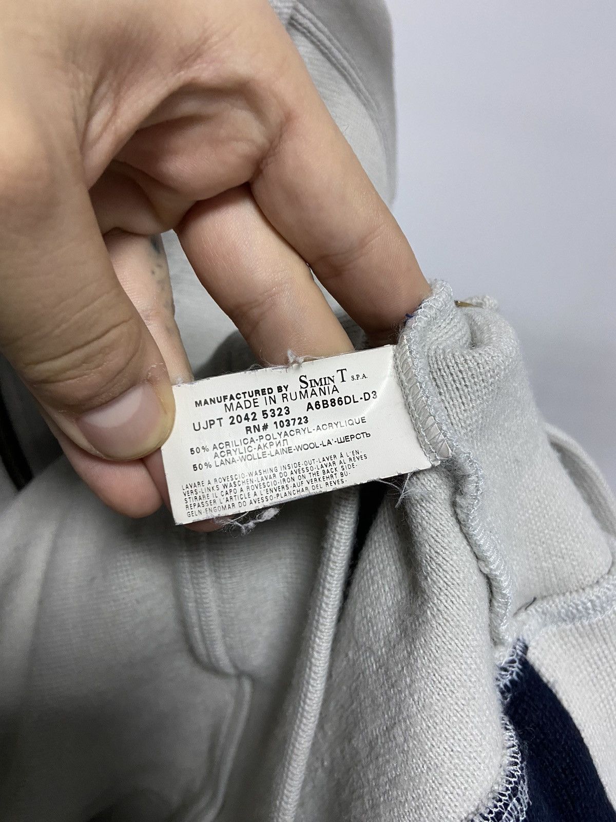 Armani × Vintage Armani logo sleeve Vintage Zip Hoodie Y2K Size US L / EU 52-54 / 3 - 8 Thumbnail
