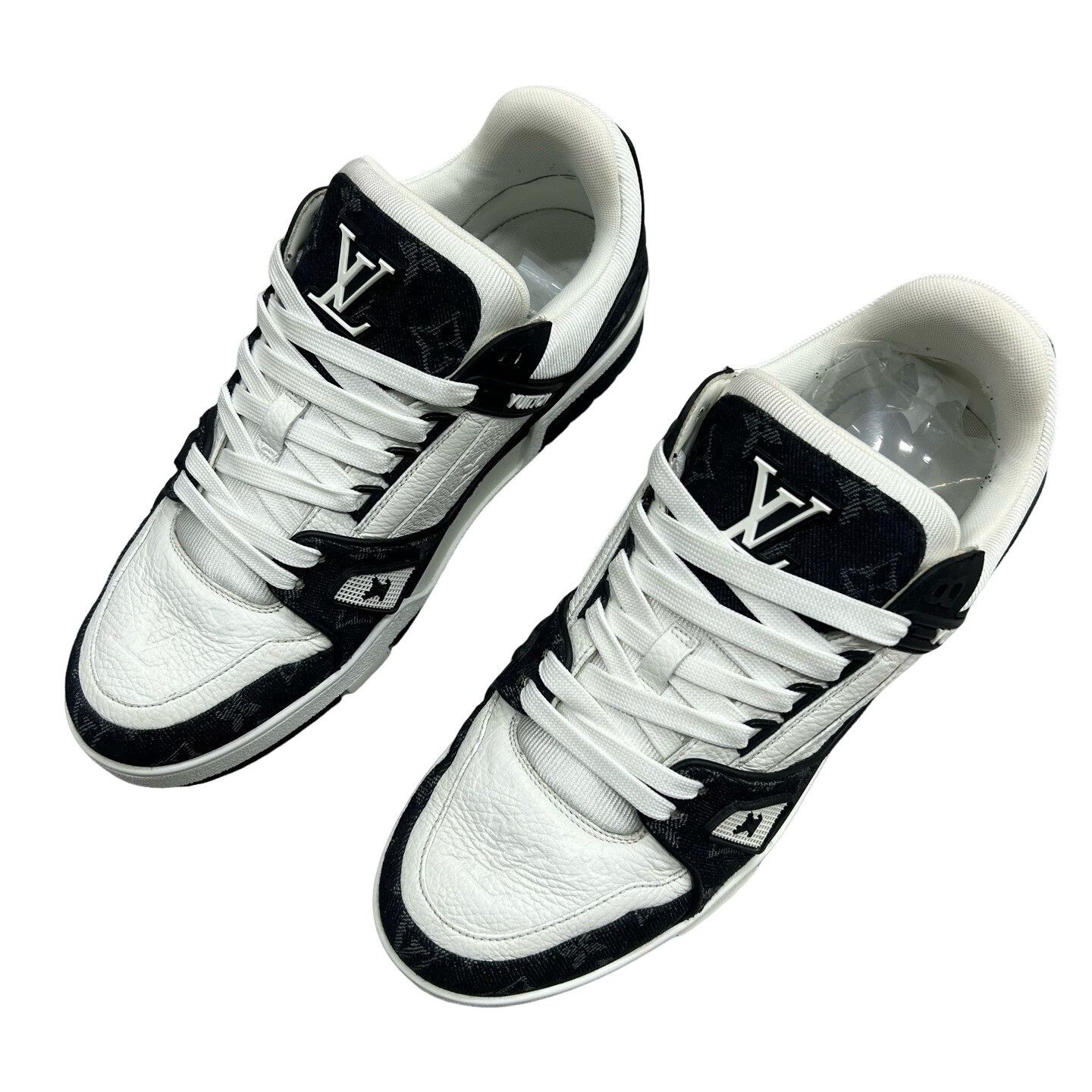 Louis Vuitton Louis Vuitton Trainer Monogram Sneakers Size 9.5 Size US 9.5 / EU 42-43 - 1 Thumbnail
