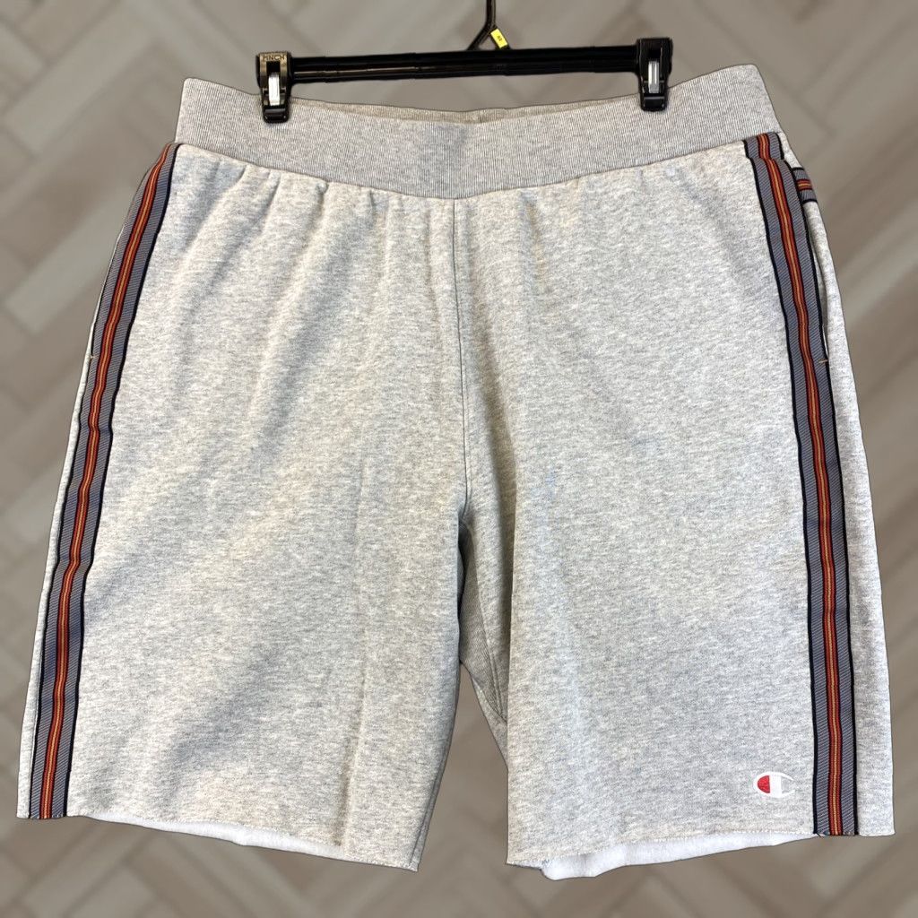 Champion Champion Men's Sweatpants Basketball Shorts 2XL Gray Activewear Pockets Elastic Waist Size US 39 - 1 Thumbnail