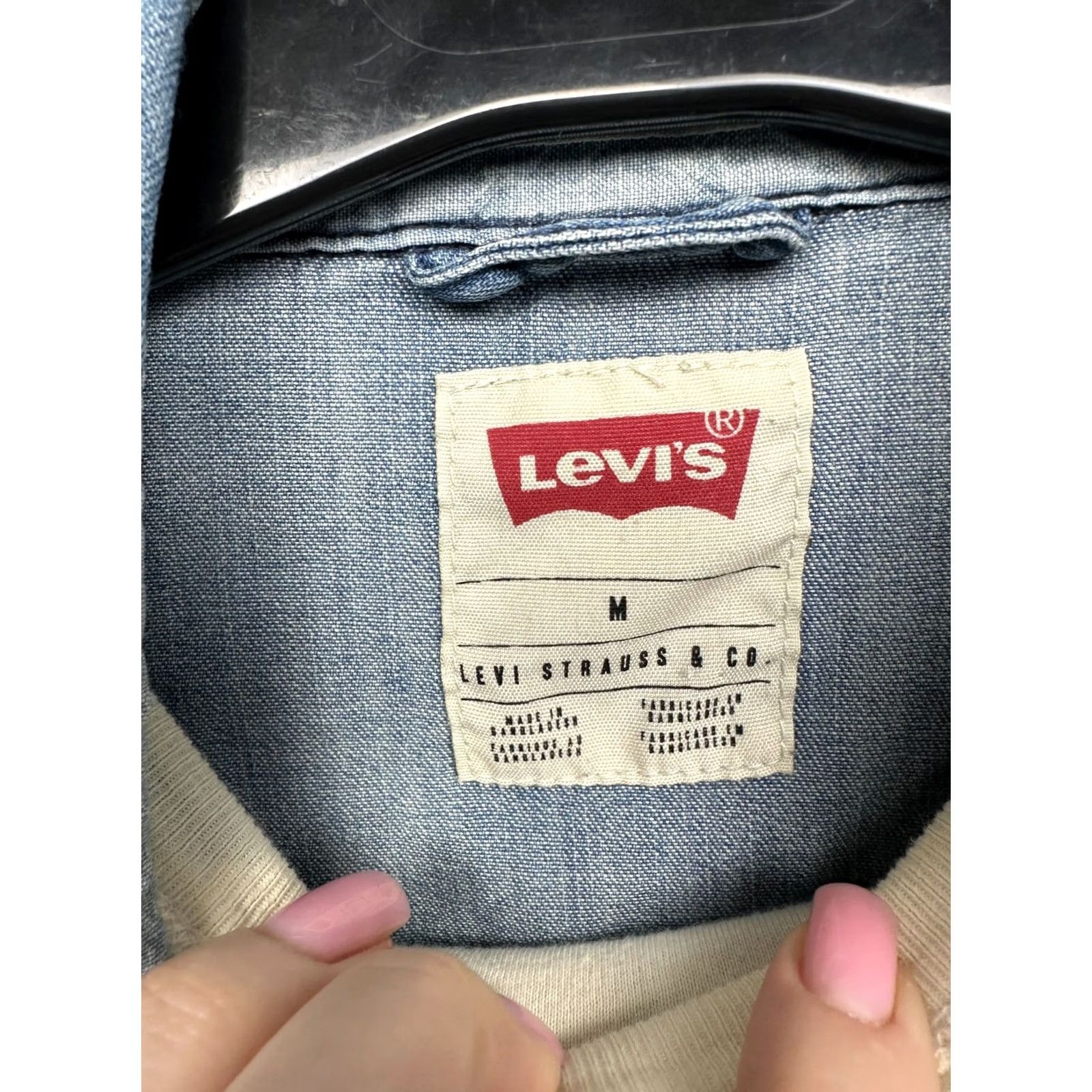 Levi's Levi's Mens Denim Shirt Jeans M Blue Cotton Denim Button-Up Long Sleeve Collared Snap Front Size US M / EU 48-50 / 2 - 4 Thumbnail