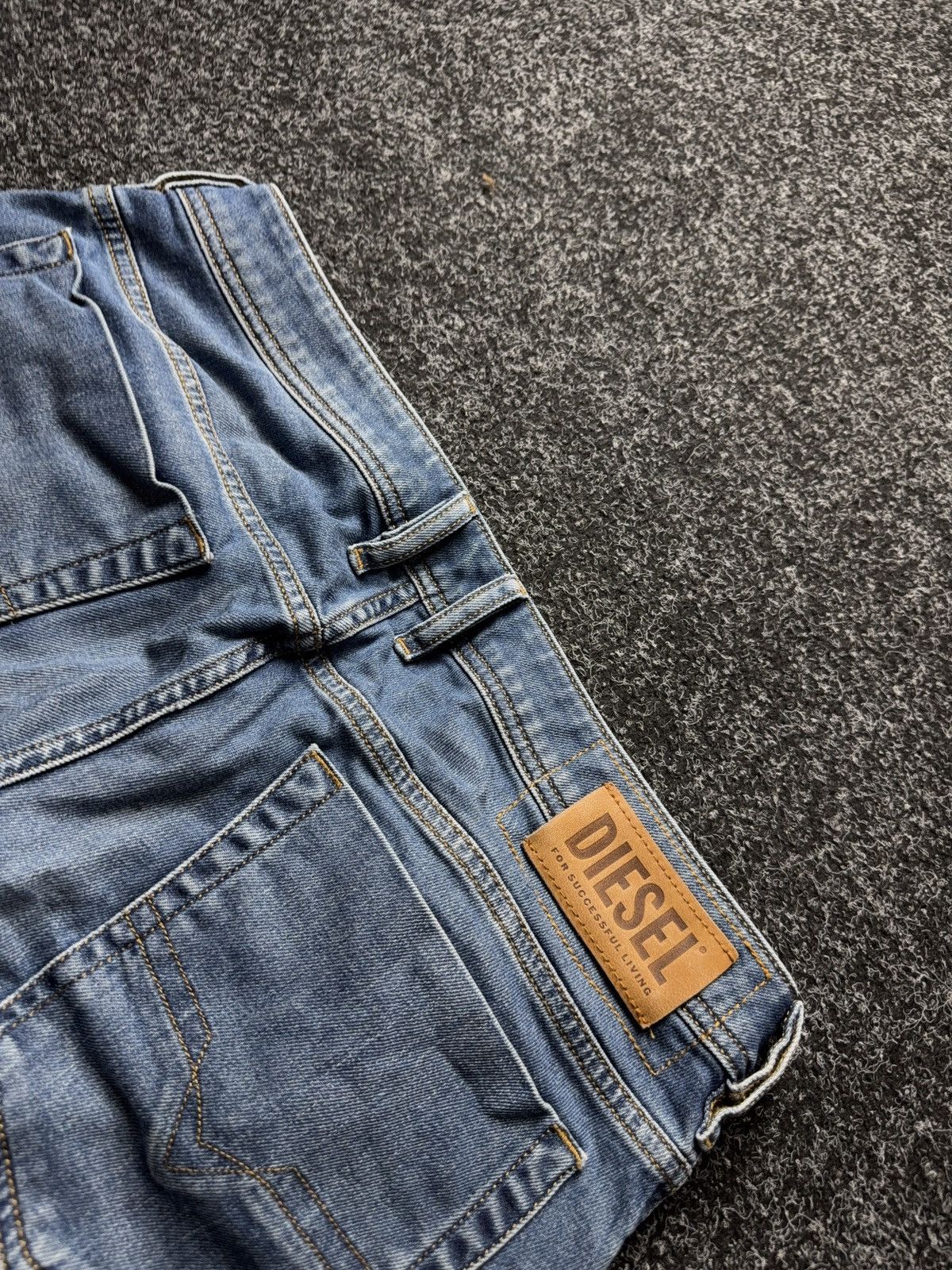 Diesel Vintage Luxury 00s Diesel Distressed Zatiny Jeans Y2K Denim Size US 33 - 22 Thumbnail