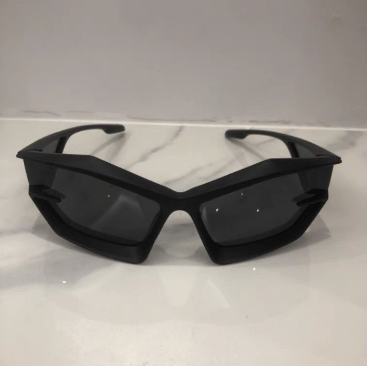 Vintage Futuristic Black Wraparound Sunglasses Size ONE SIZE - 3 Thumbnail