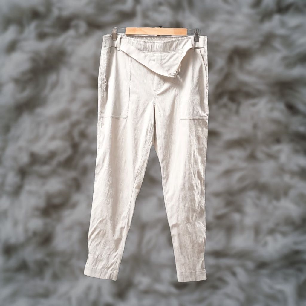Athleta Athleta Pants Womens 12 Beige Jogger Pull On Hiking Outdoor Athletic Jogger for Travel Casual Womens Size 24" / US 00 / IT 34 - 1 Thumbnail