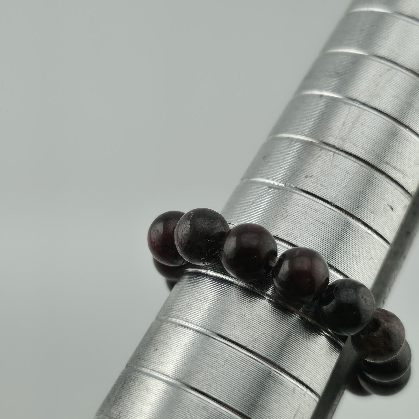 Other Garnet Beaded Natural Stone Stretch Dark Red Round 6.5 - 7 Size ONE SIZE - 8 Thumbnail
