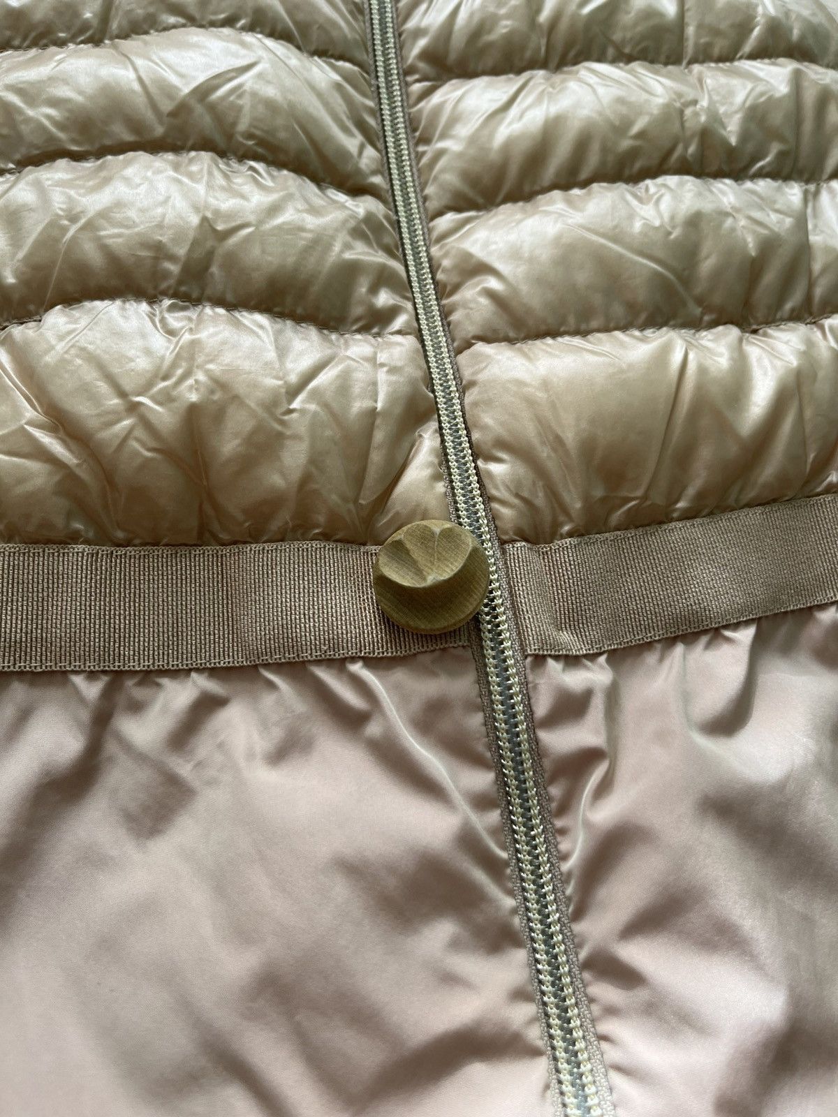 Herno Herno Vintage Luxury Puffer Jacket Light Beige Size L / US 10 / IT 46 - 5 Thumbnail
