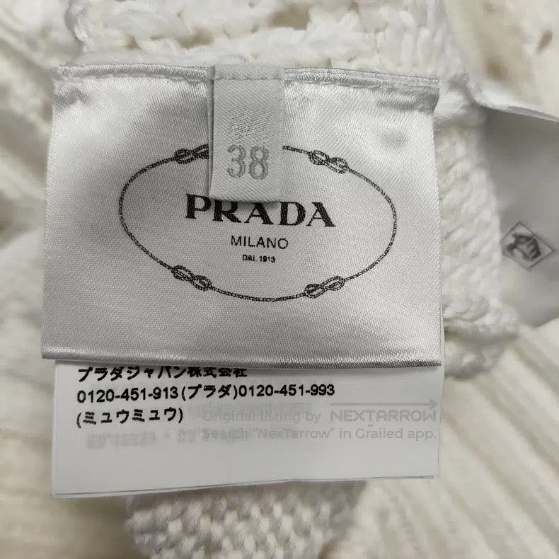 Prada Prada Knitted v-neck long sleeves Size XS / US 0-2 / IT 36-38 - 4 Thumbnail
