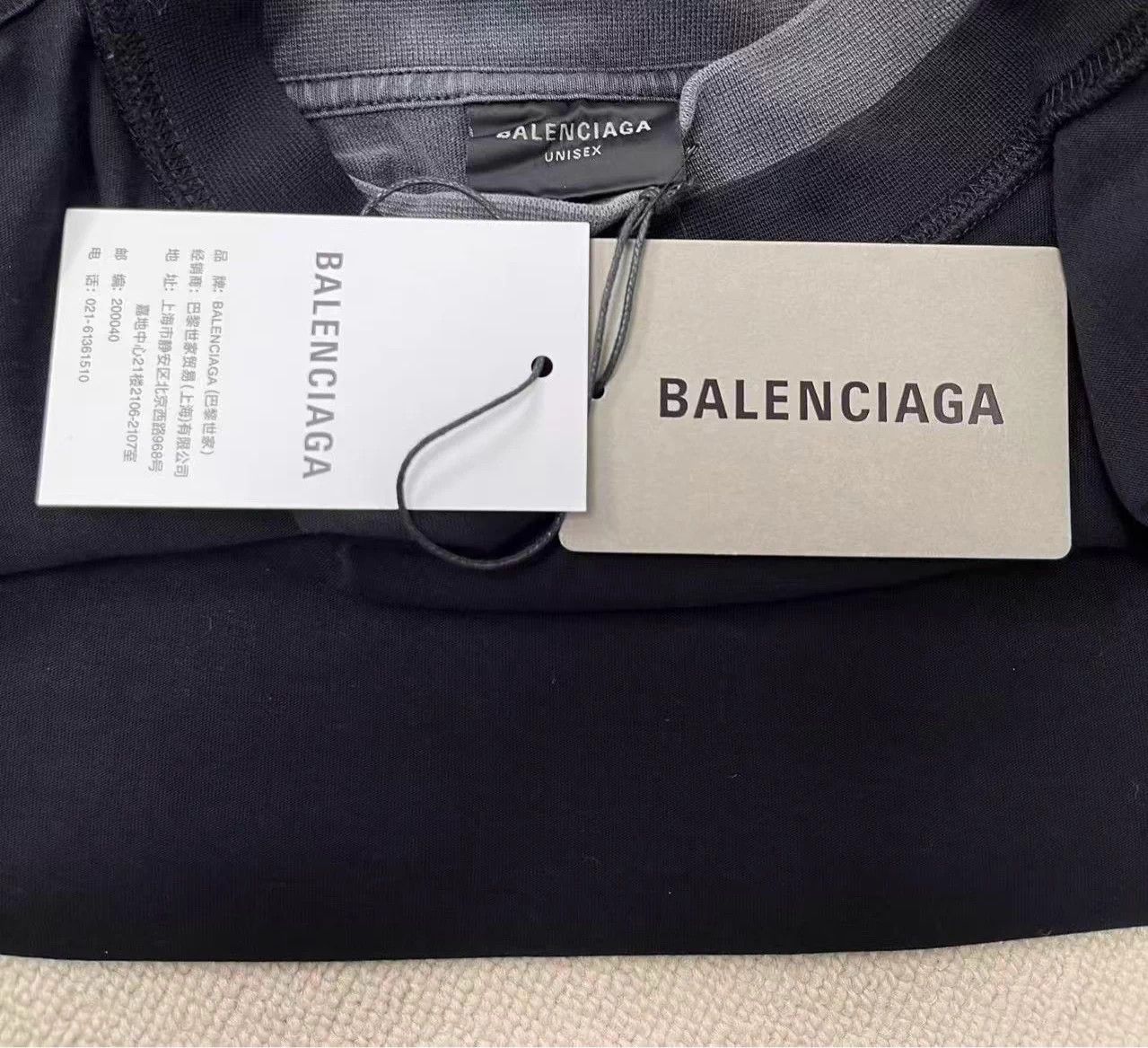 Balenciaga Balenciaga solid two-tone crewneck LS oversized men's Size US L / EU 52-54 / 3 - 4 Thumbnail