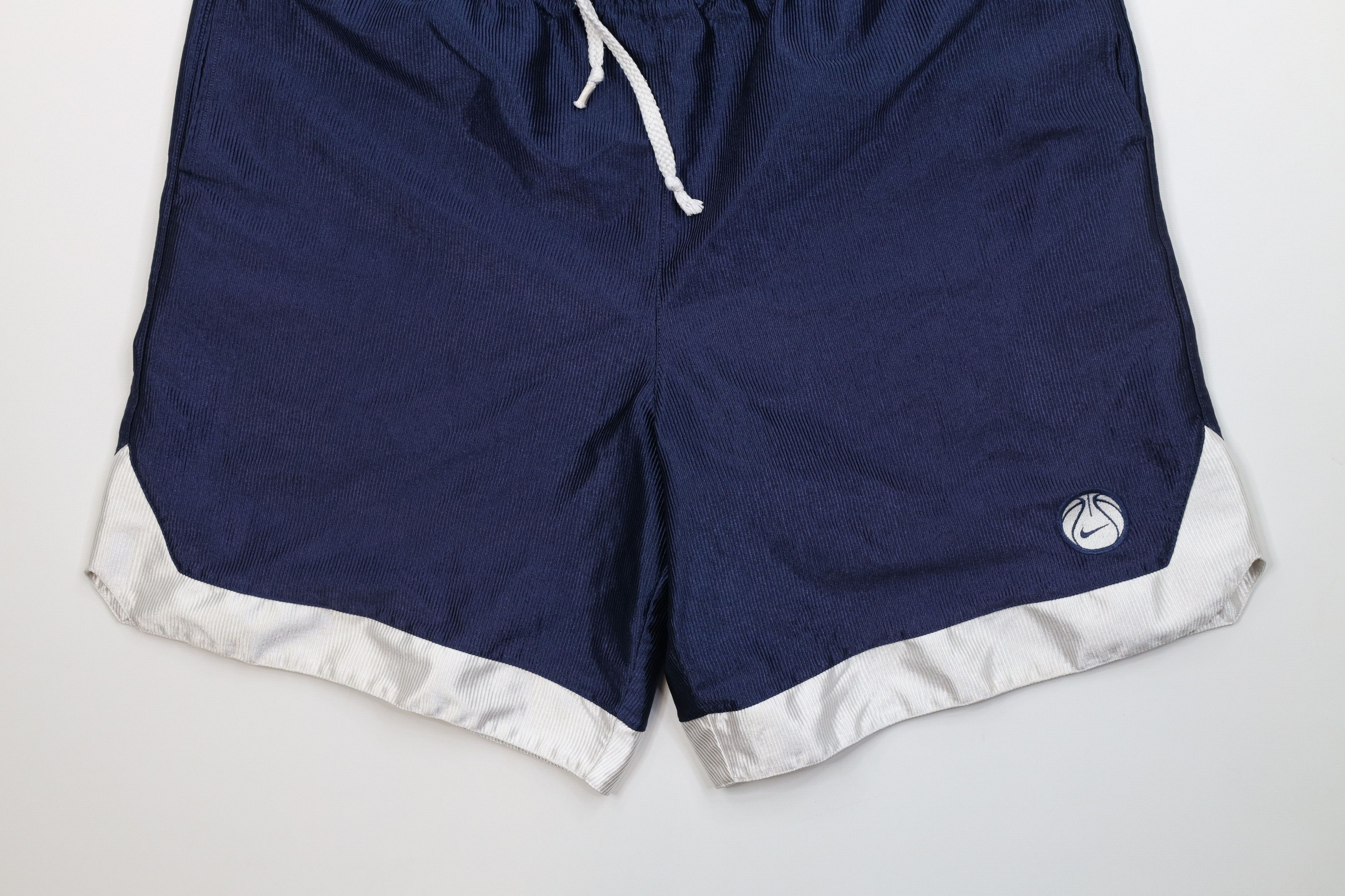 Nike Vintage Nike Swoosh Heavyweight Dazzle Basketball Shorts Size US 36 / EU 52 - 4 Thumbnail