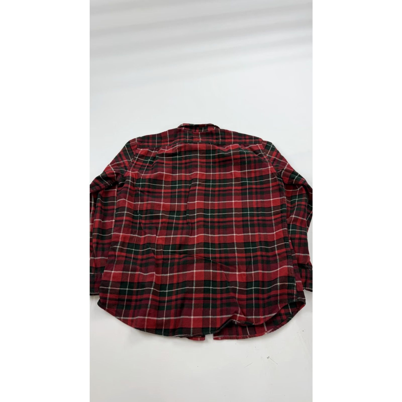 Eddie Bauer VINTAGE Eddie Bauer Shirt Mens Medium Red Green Plaid Flannel Button-Down Relaxed Fit Size US M / EU 48-50 / 2 - 7 Thumbnail