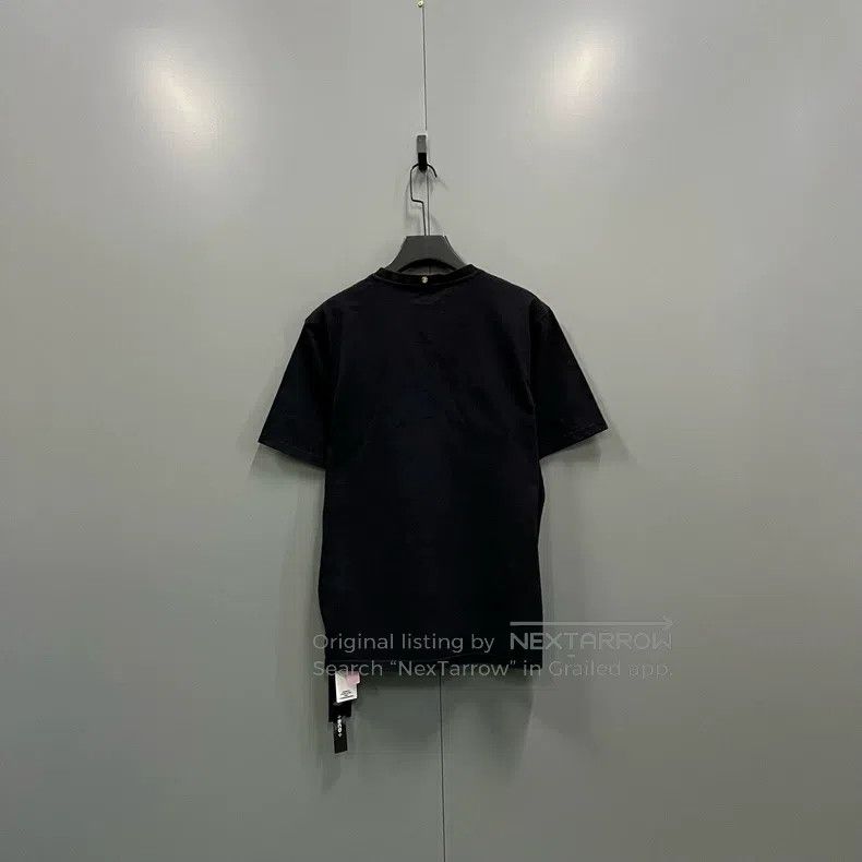 Givenchy Givenchy Black Pattern Printed Short Sleeve (Size L) Size US L / EU 52-54 / 3 - 3 Thumbnail