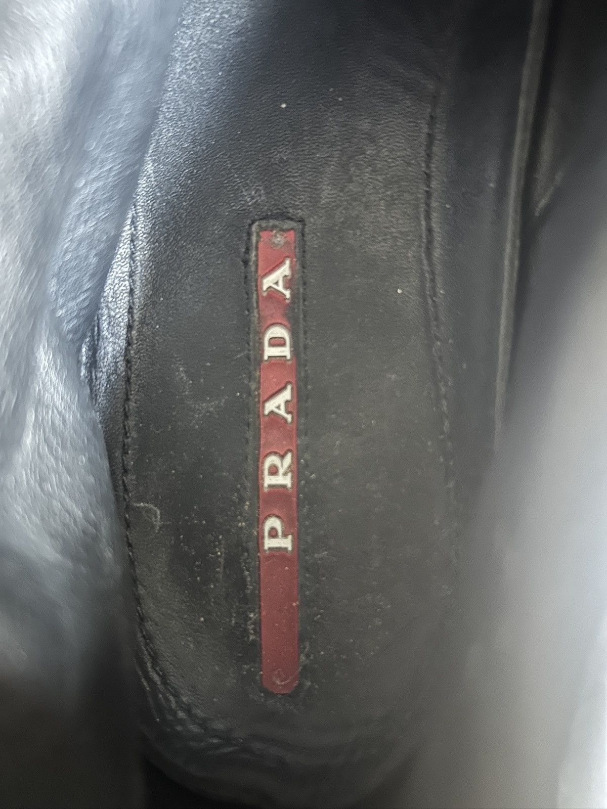 Prada Prada Vintage Sneaker Minimalistic Designer Size US 8 / EU 41 - 8 Thumbnail